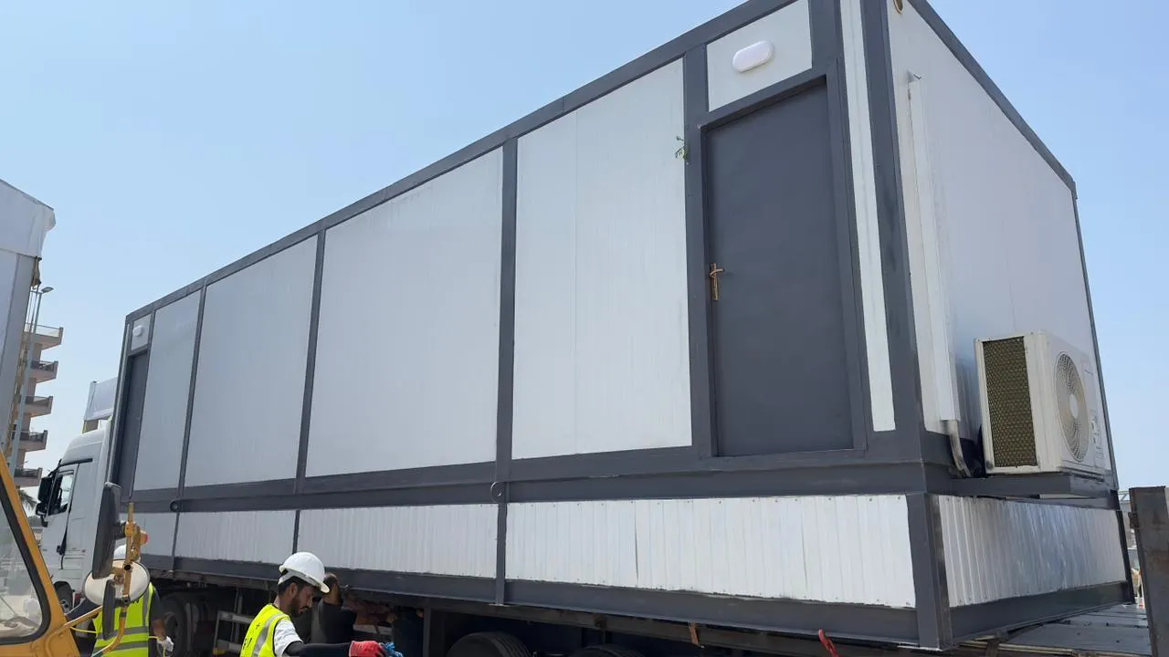 6 Metre Standard Toilet