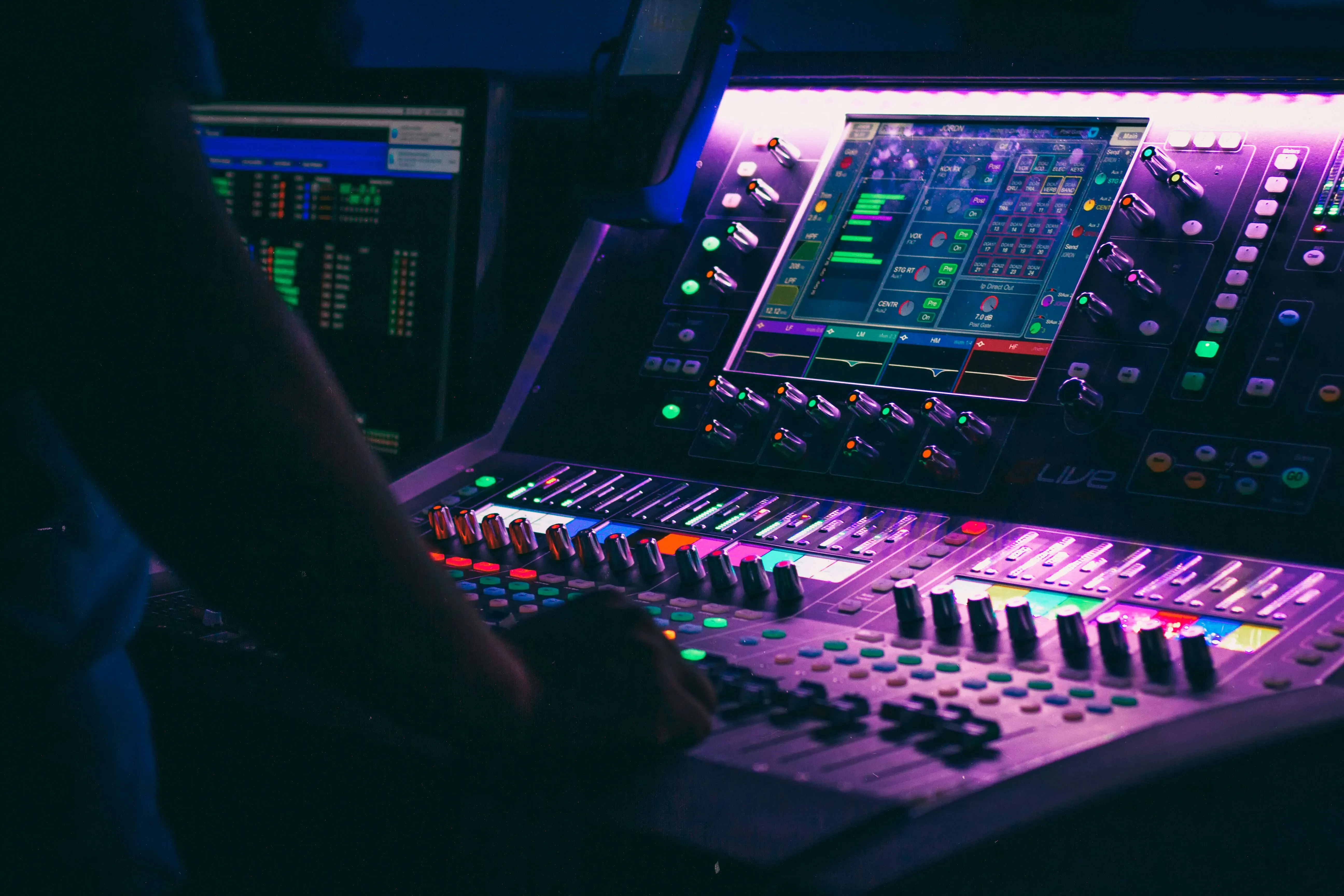 Allen & Heath CQ18T