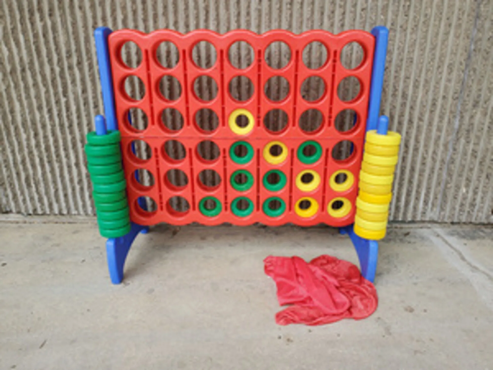 Connect 4 Giant