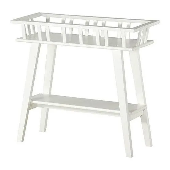 White Drinks Stand