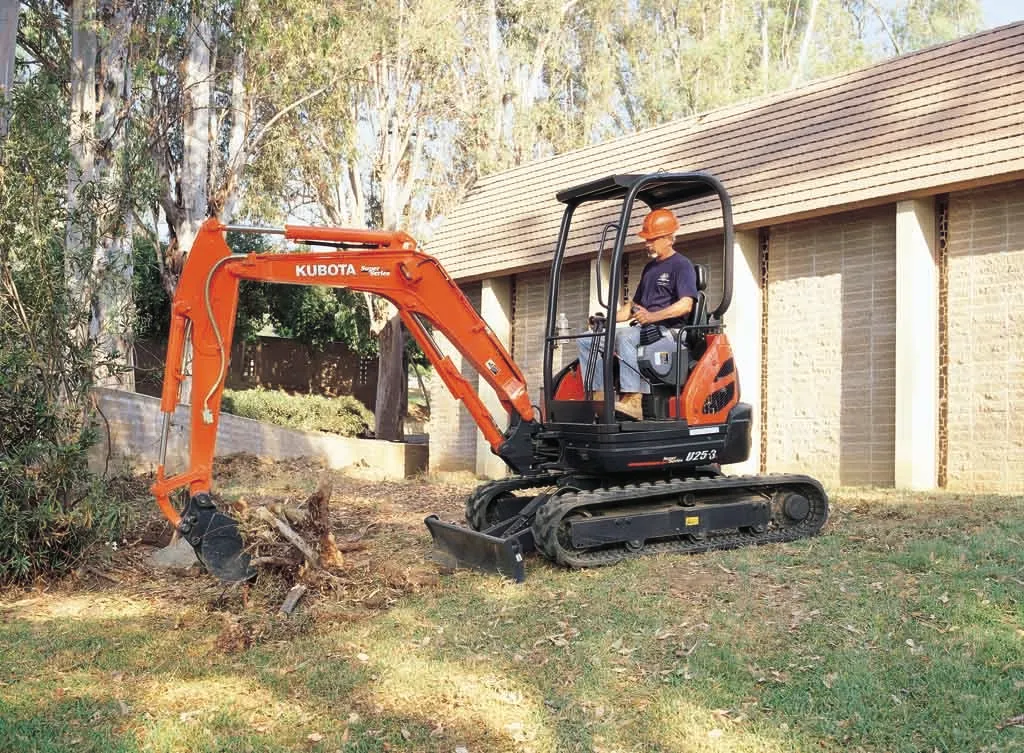 EXCAVATOR U25-3S
