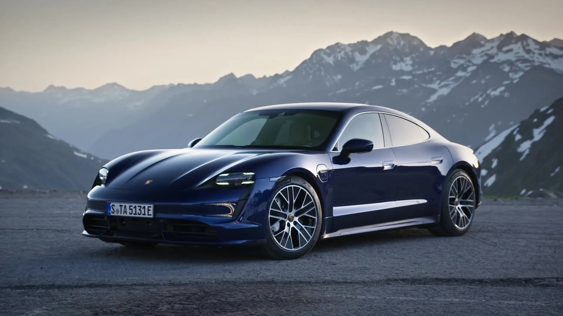Luxury Car