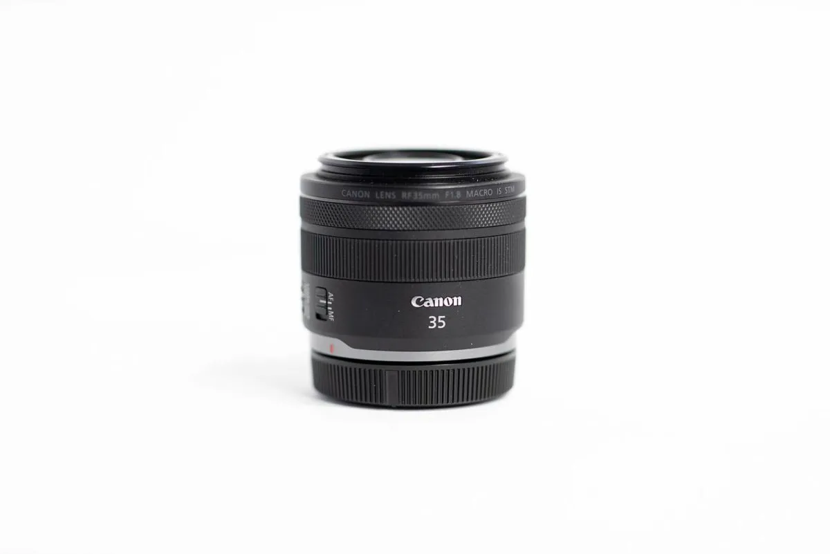 Canon 35mm F/1.8 IS Macro STM RF Mount Lens