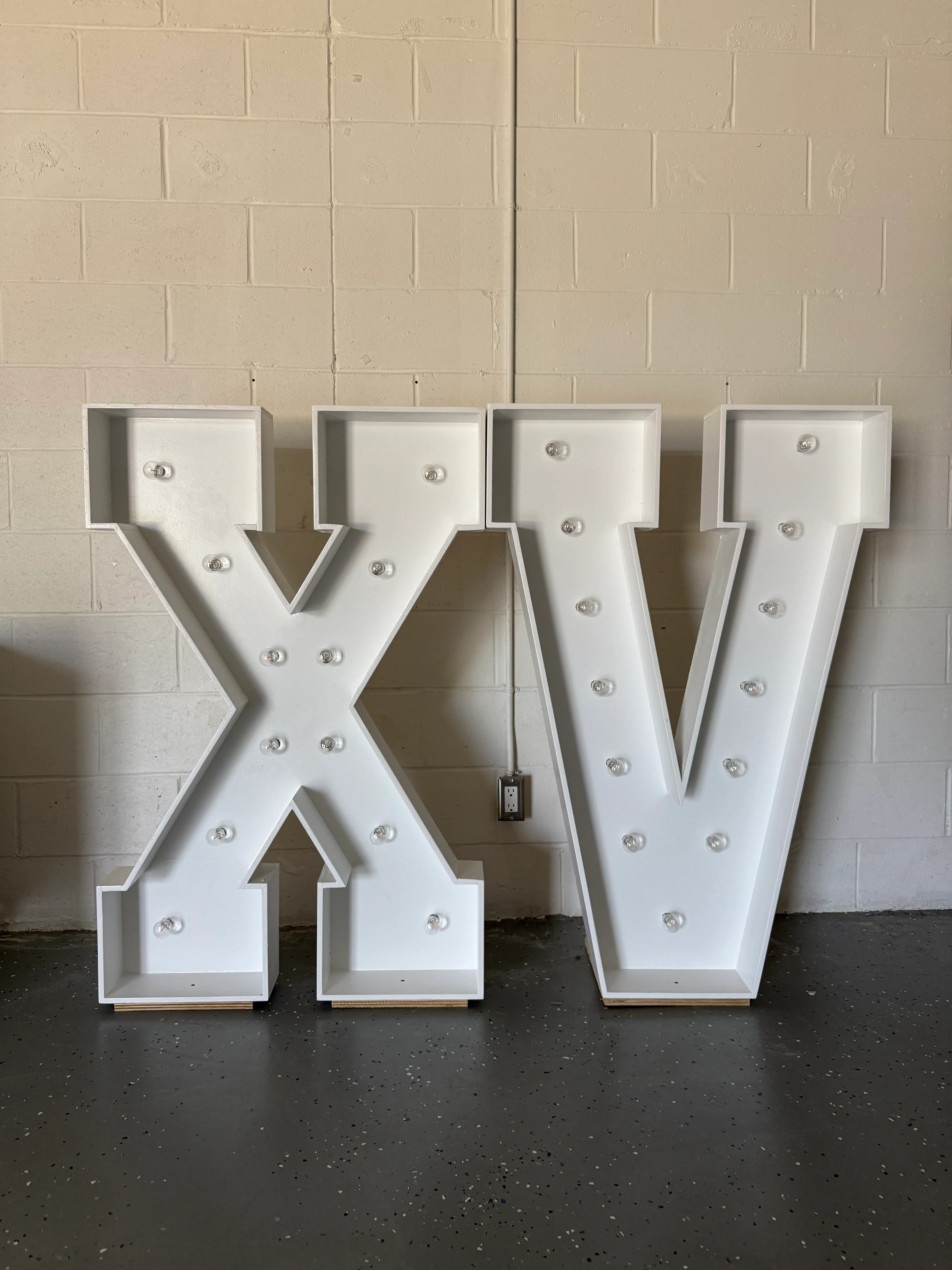 XV Marquee Letters 