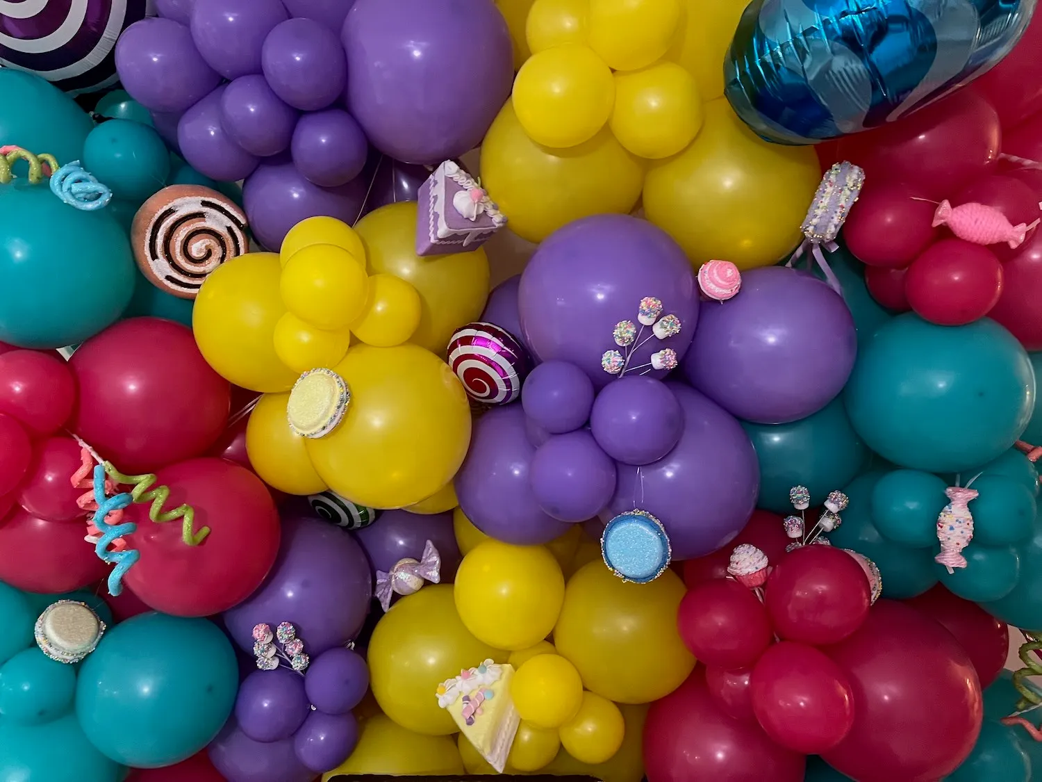 Balloon Wall
