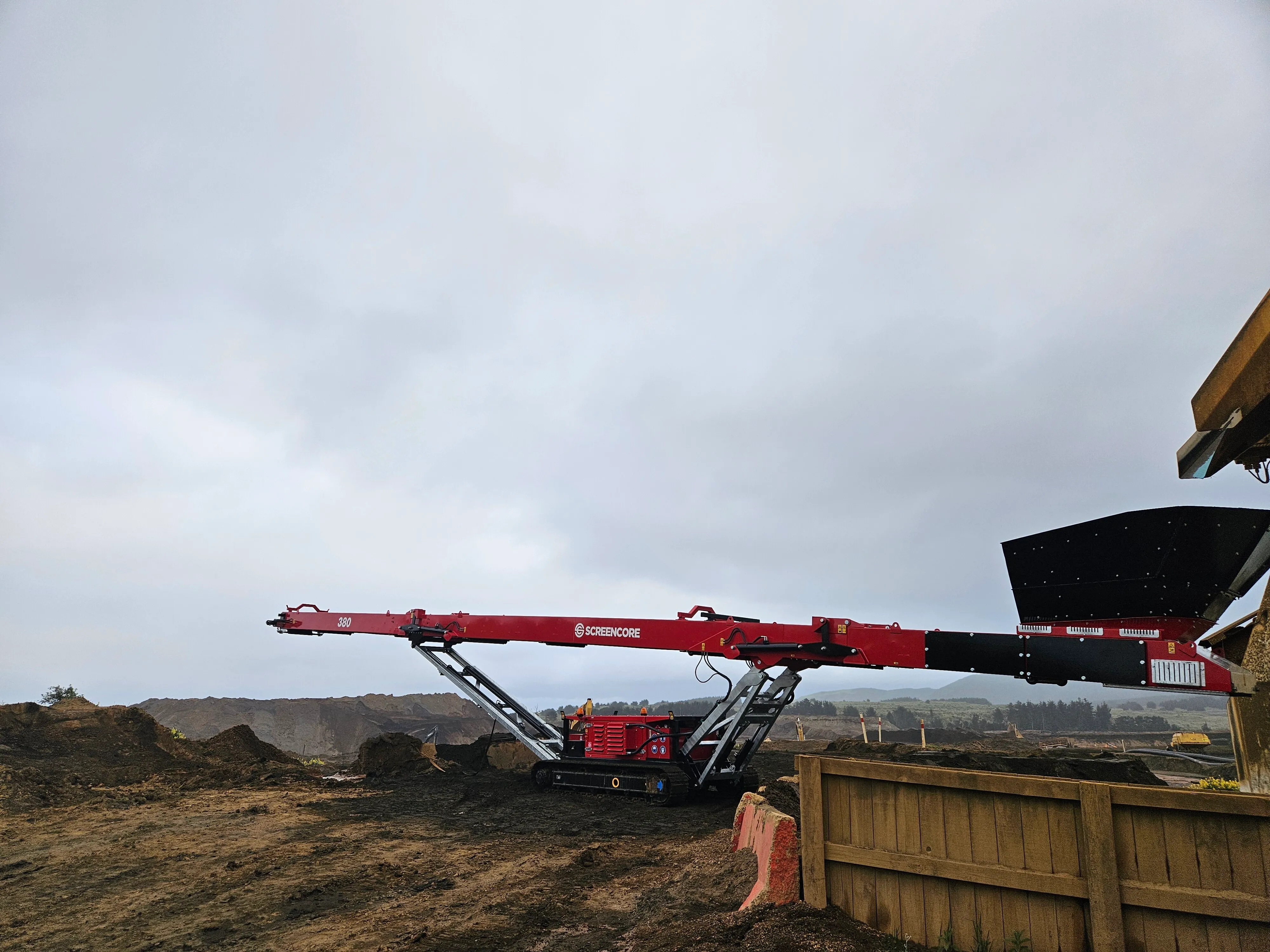 380 Tracked Stacker
