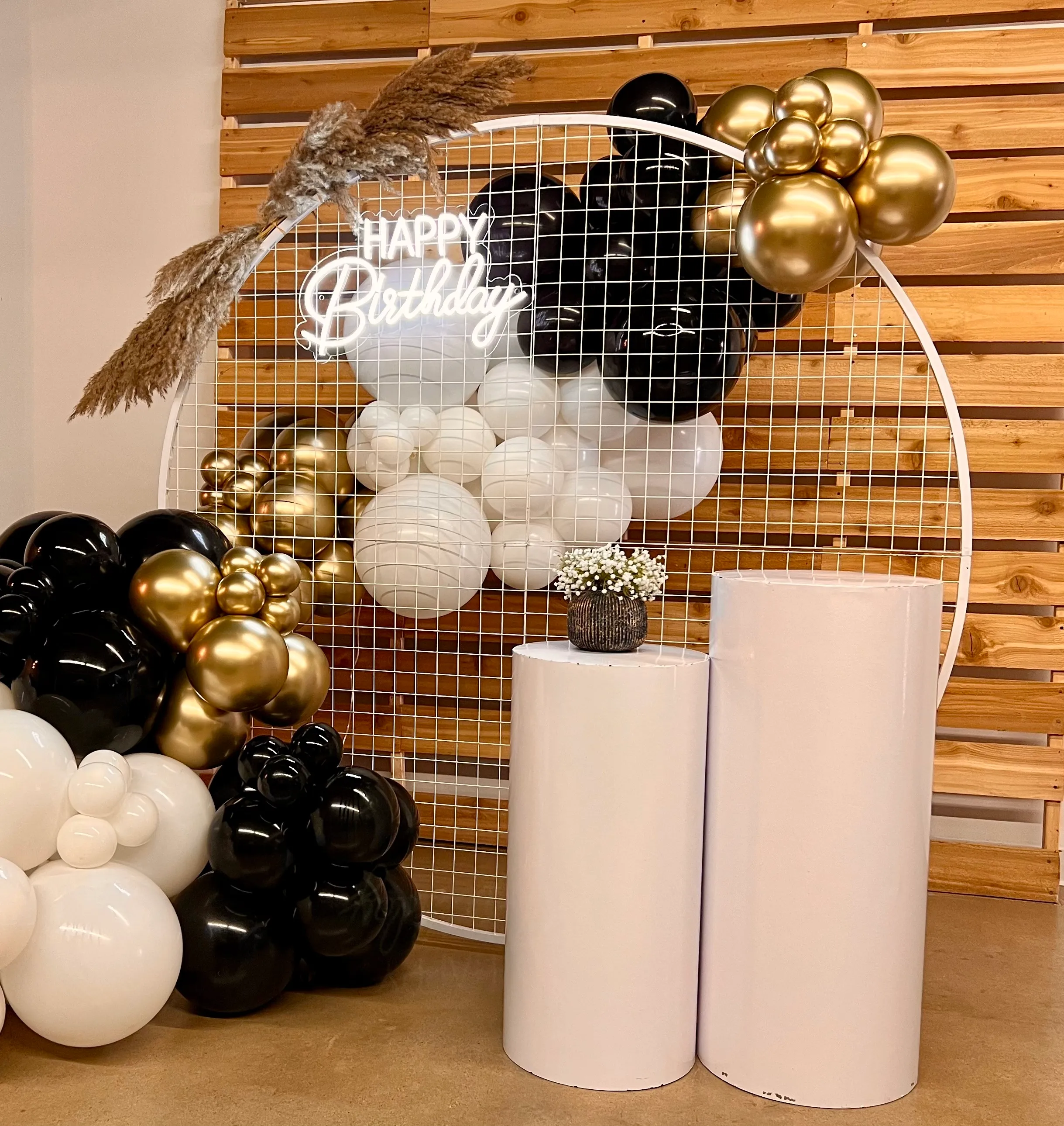 Metal Wire Backdrop