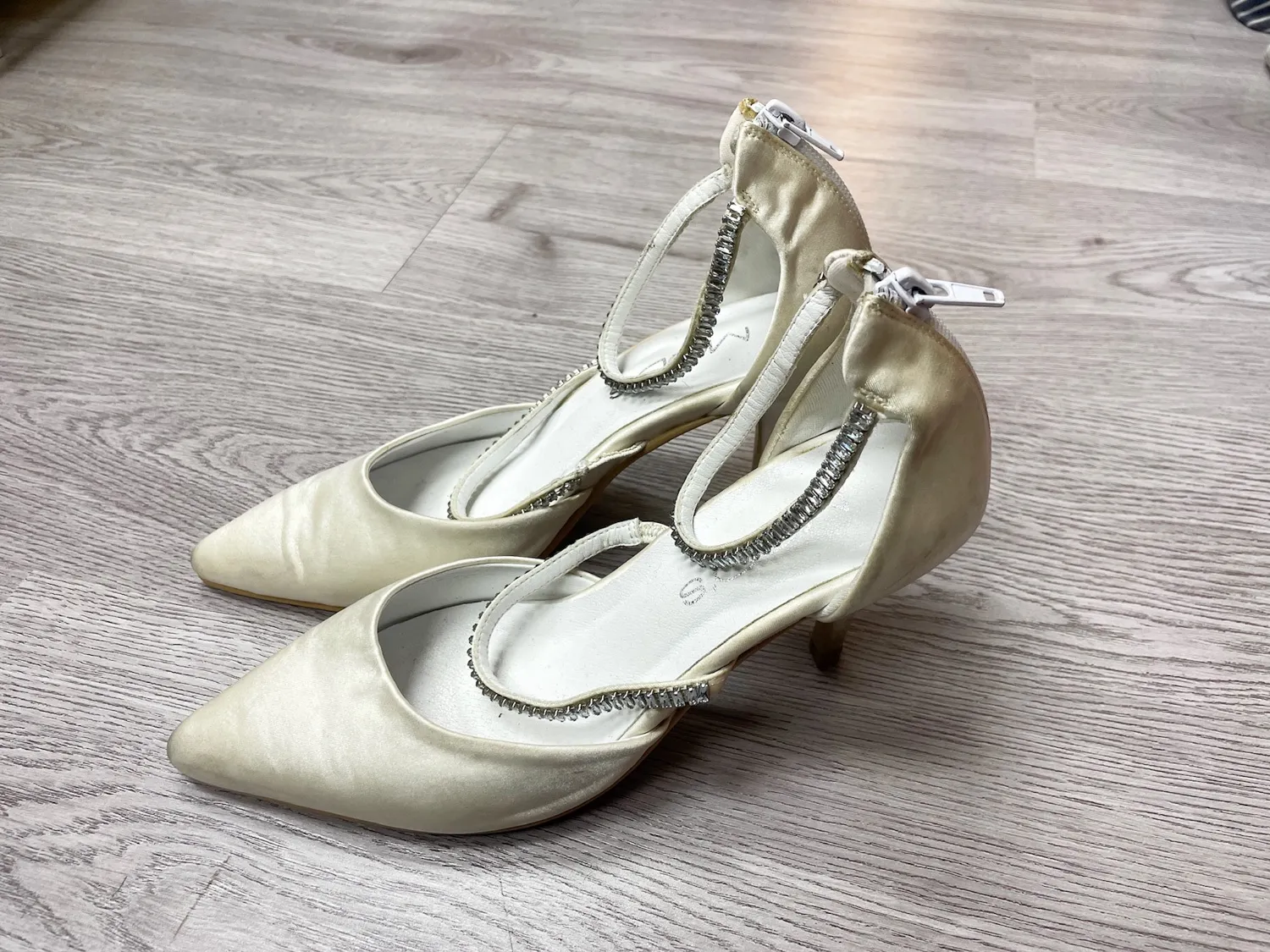 婚紗鞋 25 (38碼)