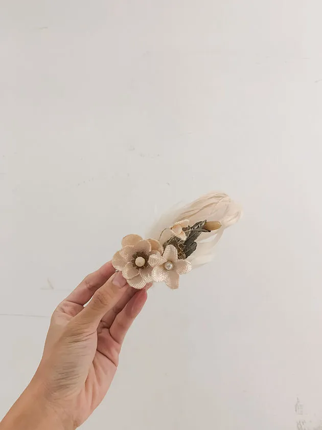 頭飾 27