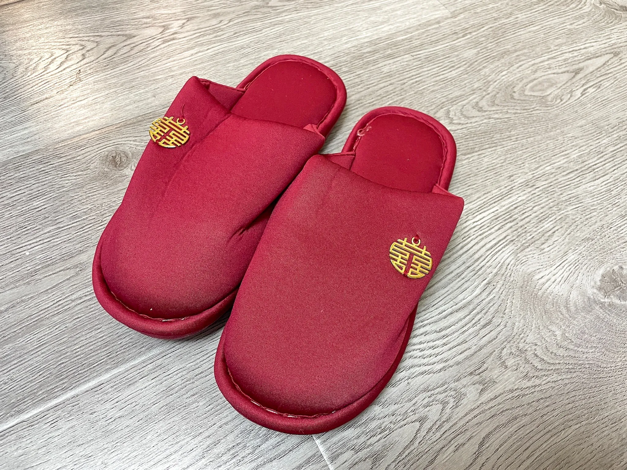 上頭紅拖鞋 19