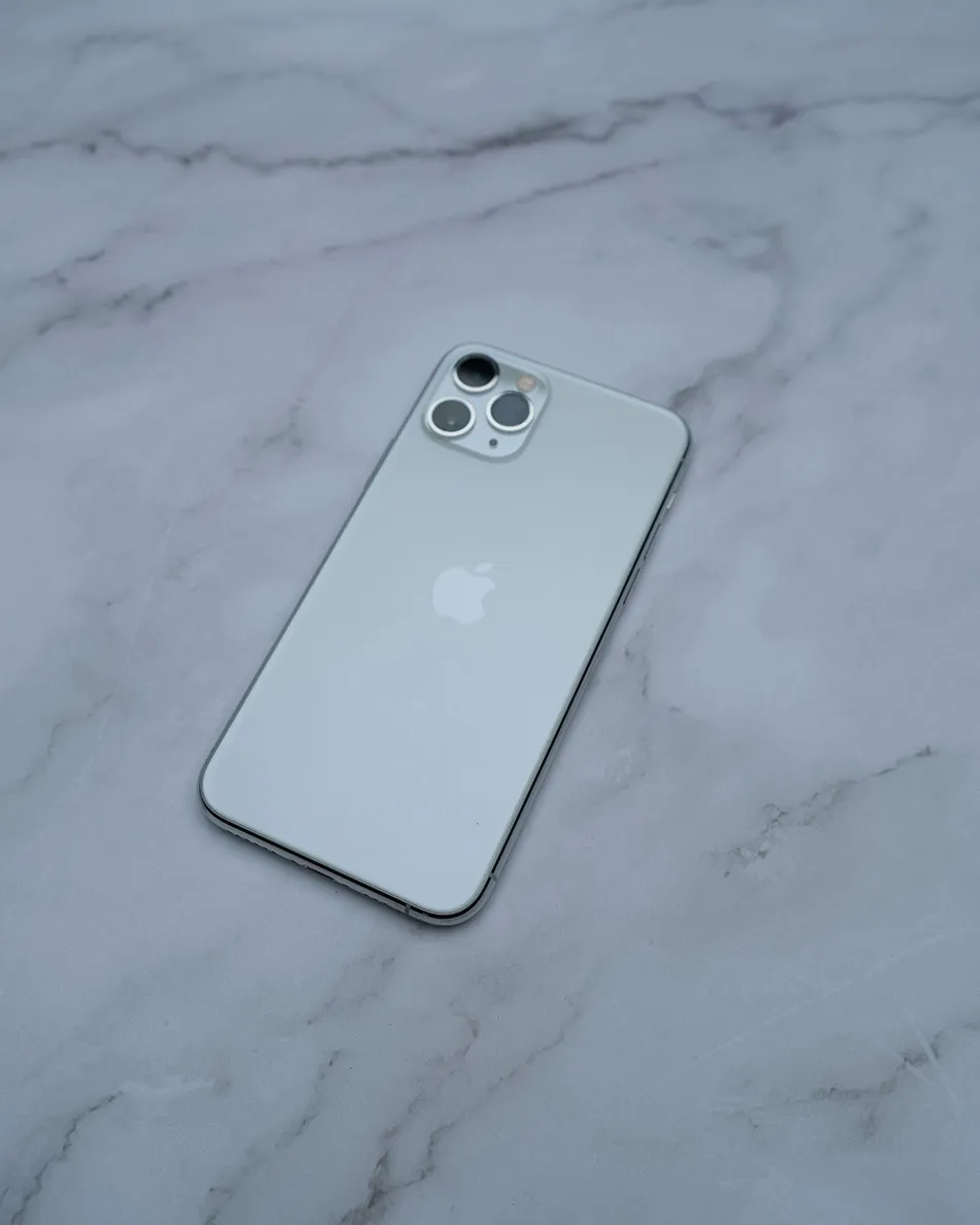 Apple iPhone