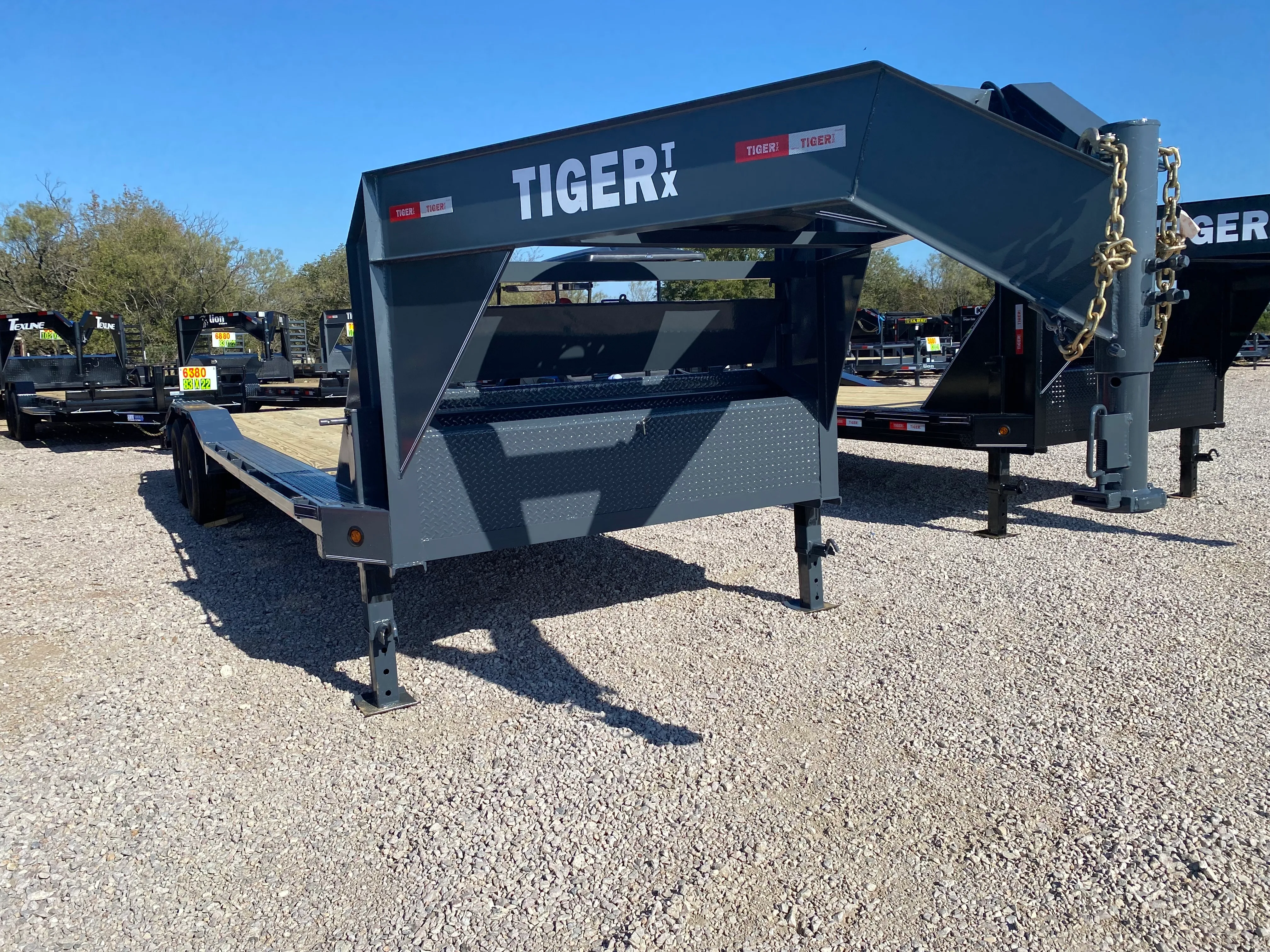 Gooseneck Drive Over Fender 102" x 24'