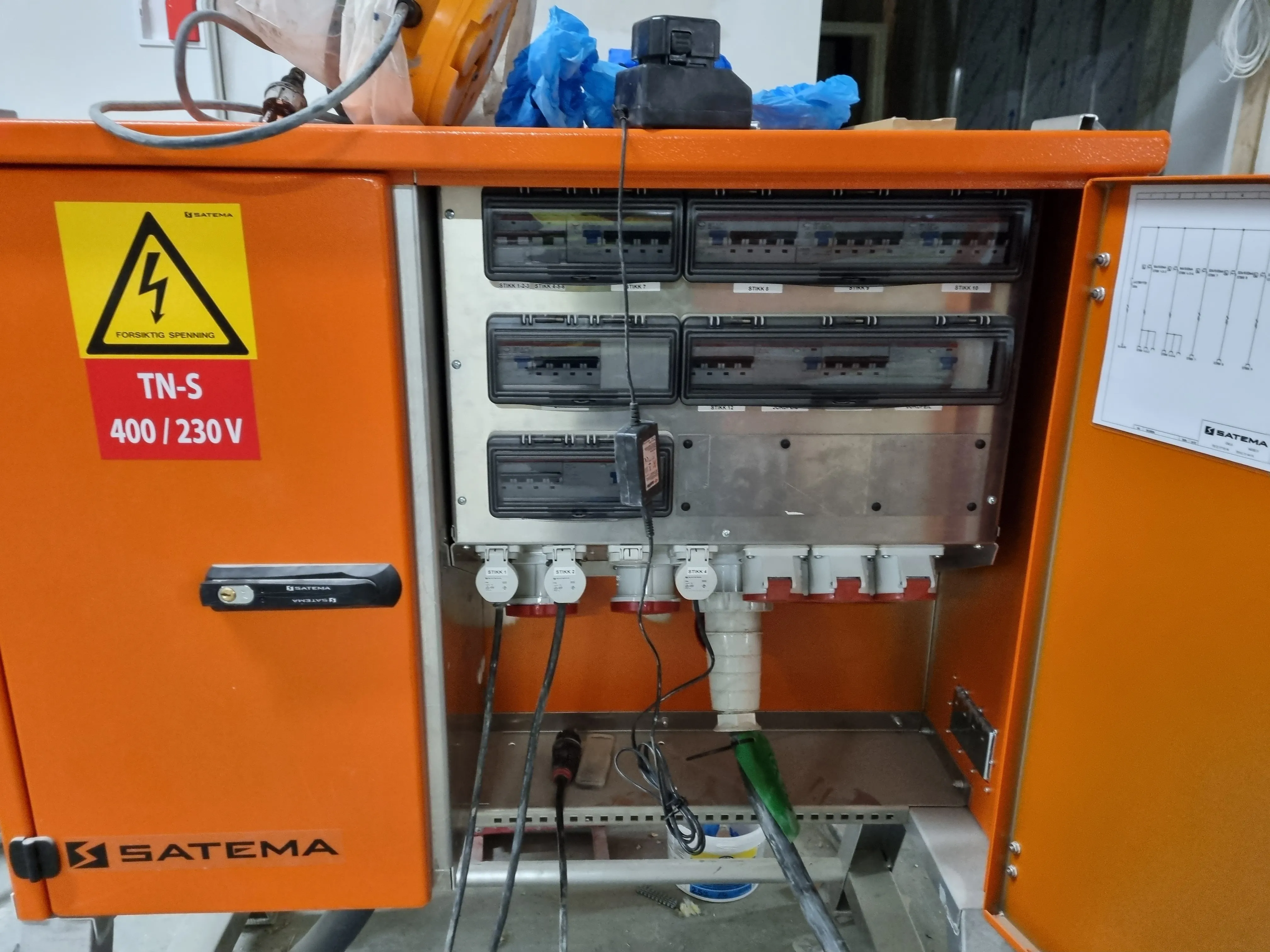 FS250 400V
