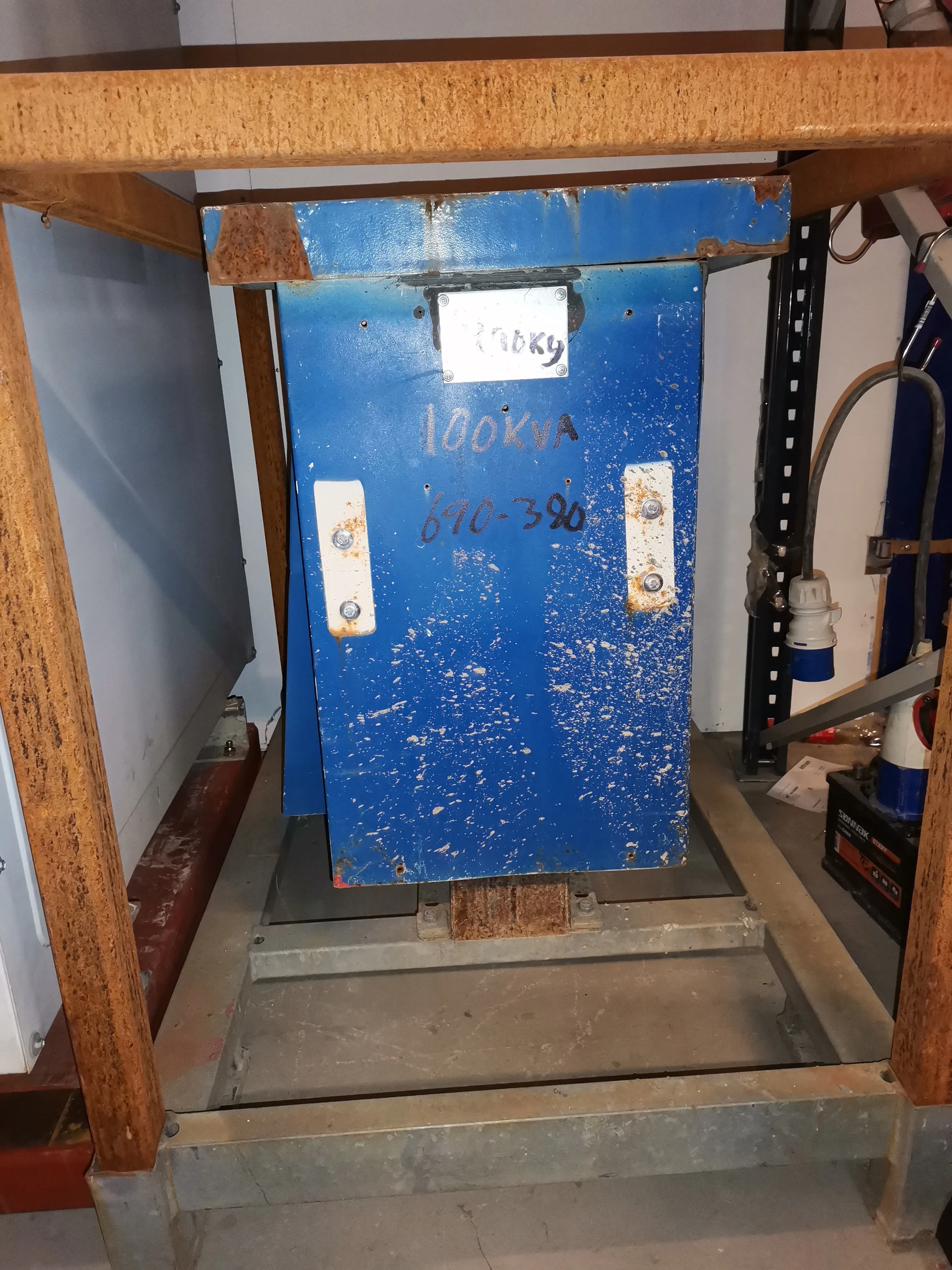 Trafo 100 Kva