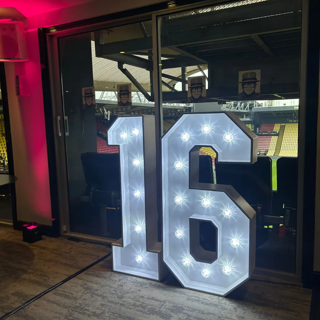Light up 16