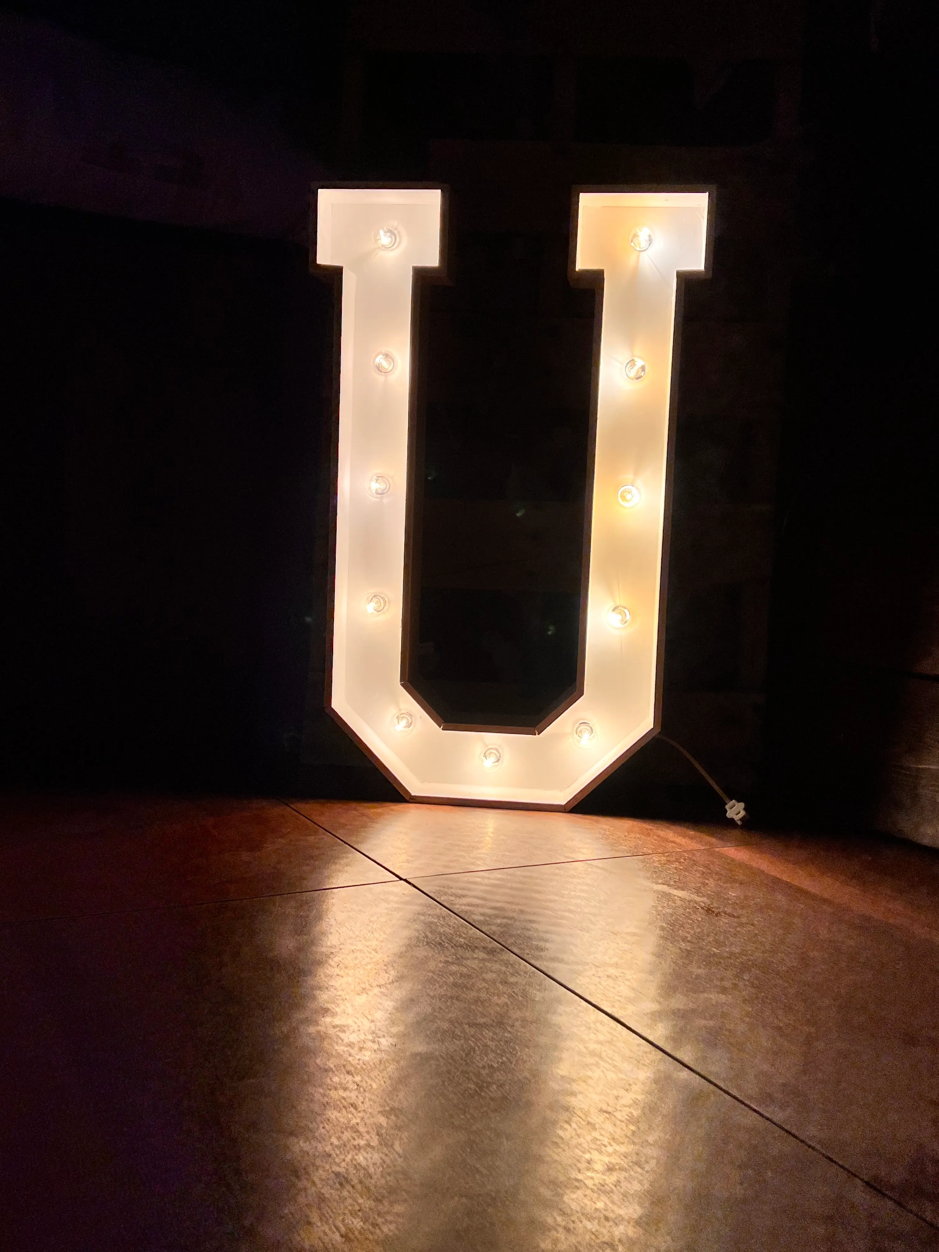 Marquee U