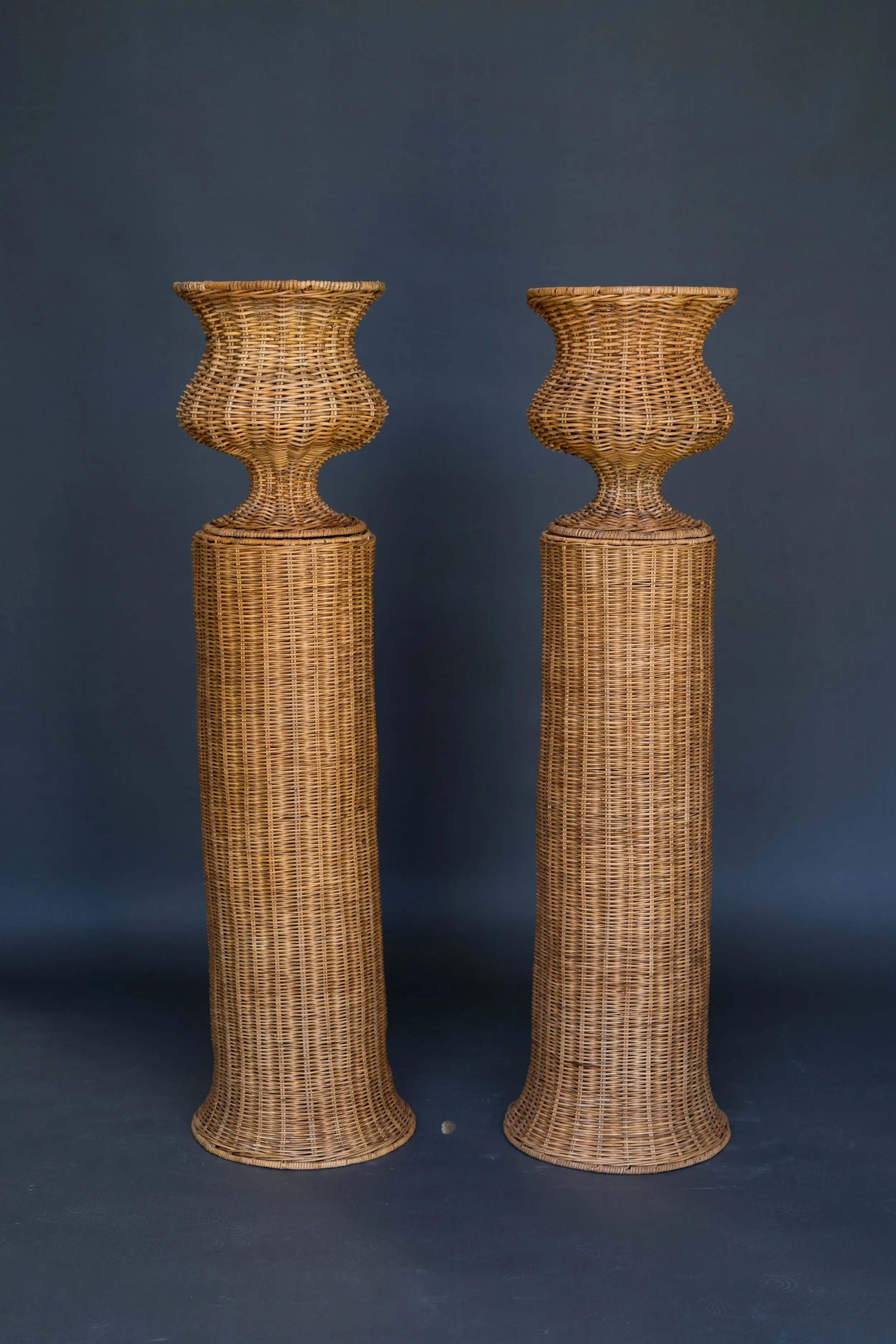 Poppy Pedestal