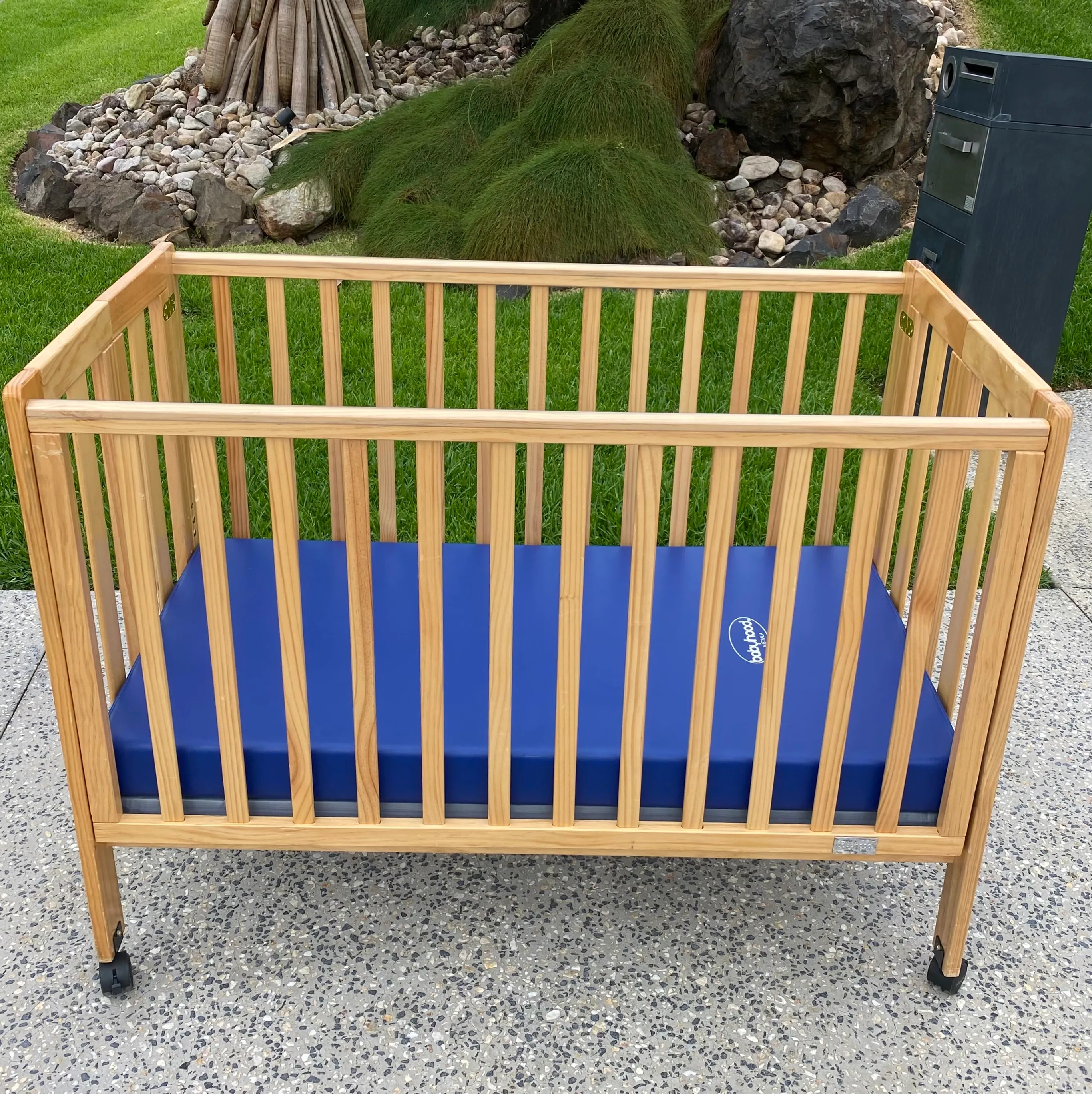 Timber Cot