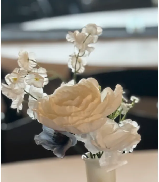 White and Blue Premade Floral Centerpiece Medium Vase (Long Stems)