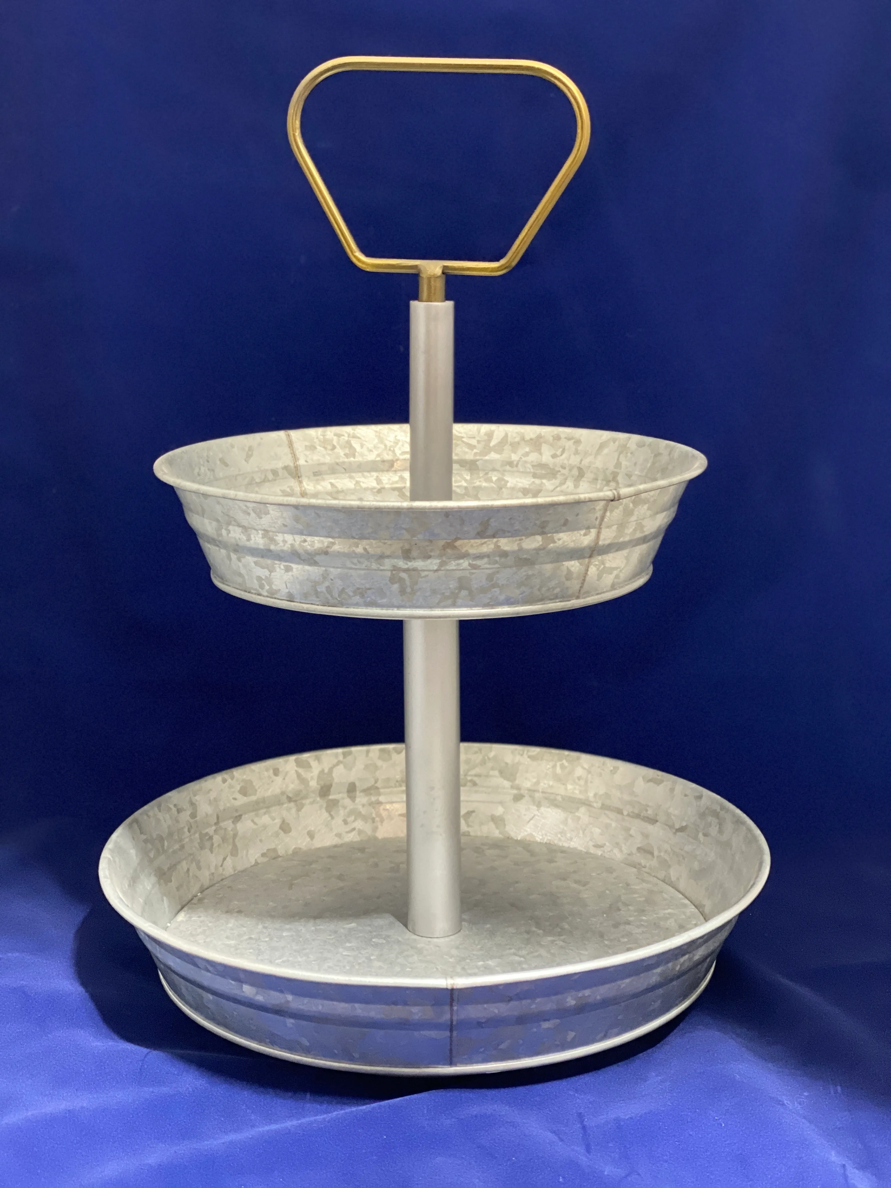 Galvanized 2-Tier Cupcake Stand 2