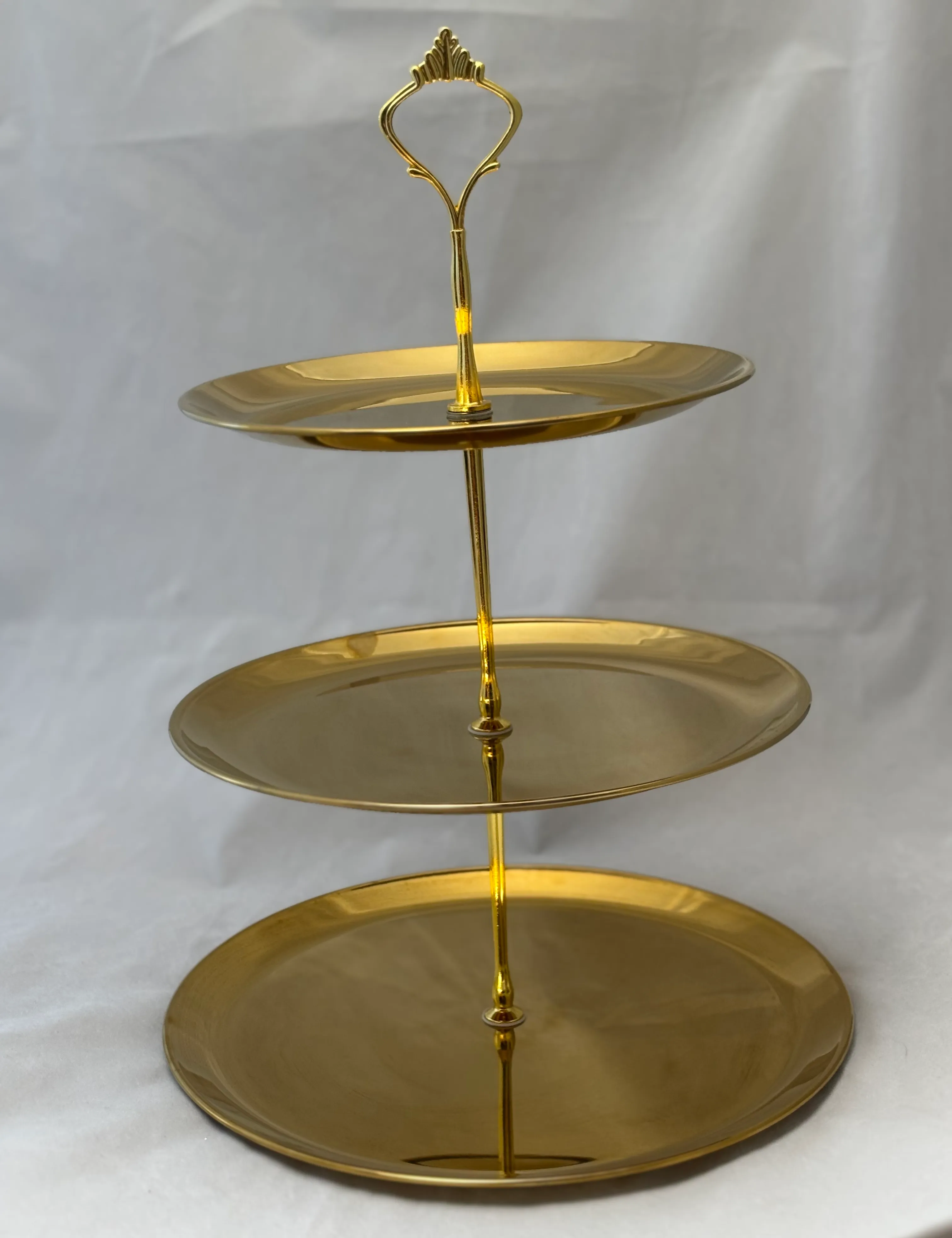 Gold 3-Tier Cupcake Stand 1