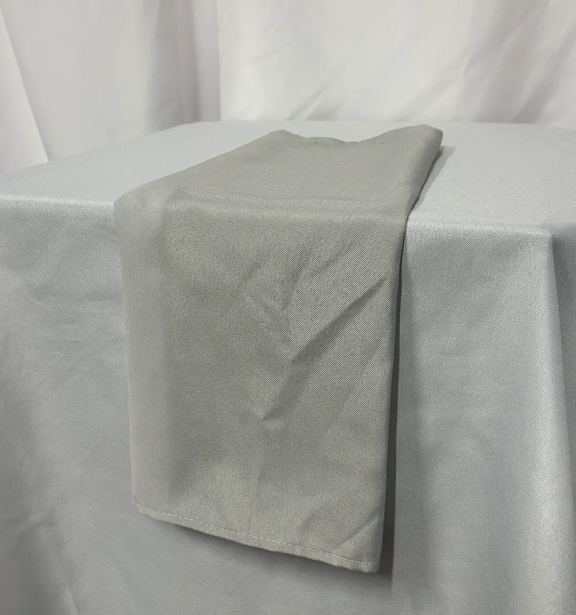 Light Gray Rectangle Tablecloths