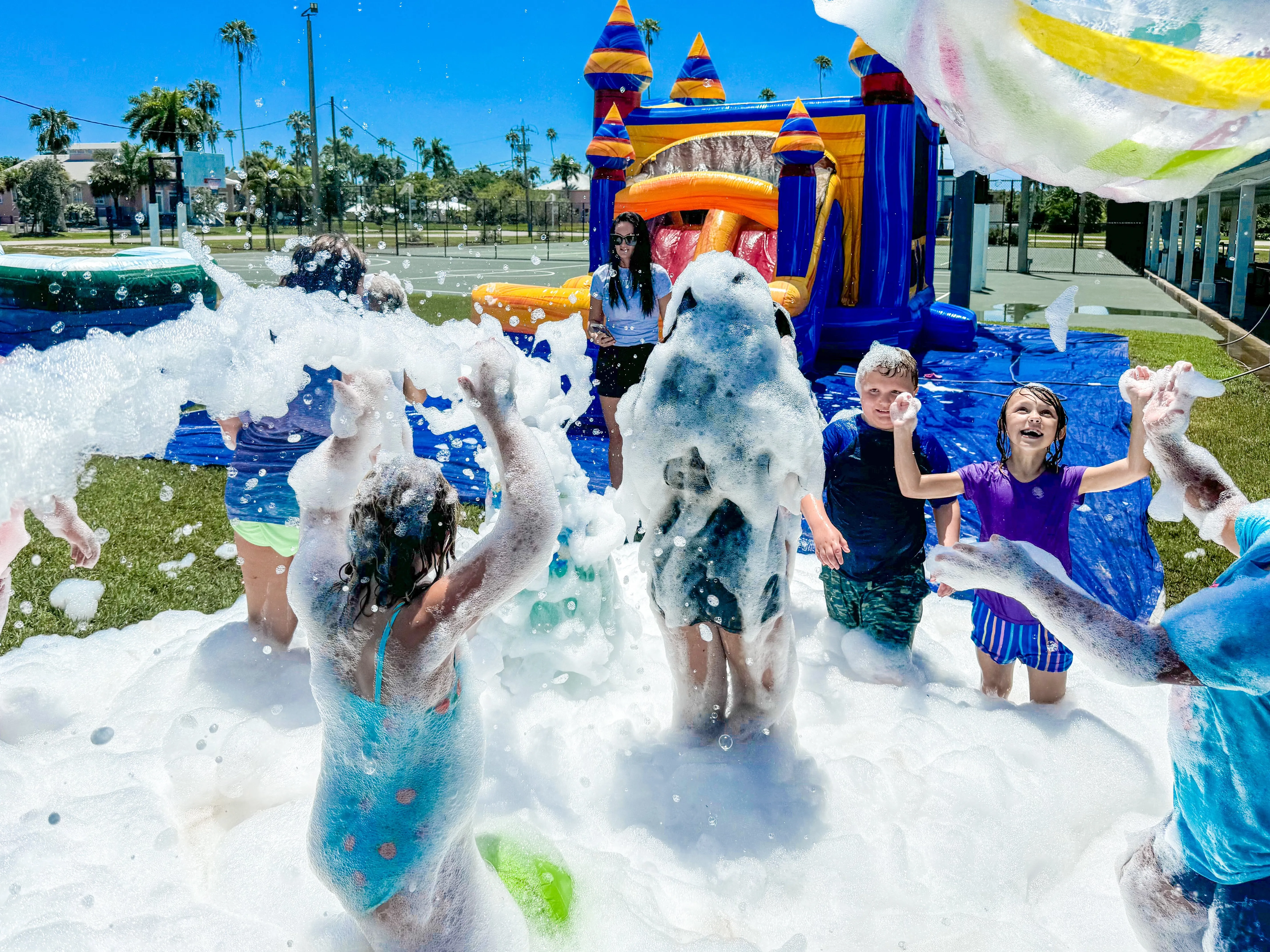 1 Hour Foam Party