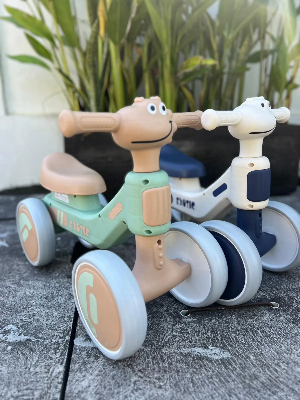 4 Wheel Toddler Trikes 