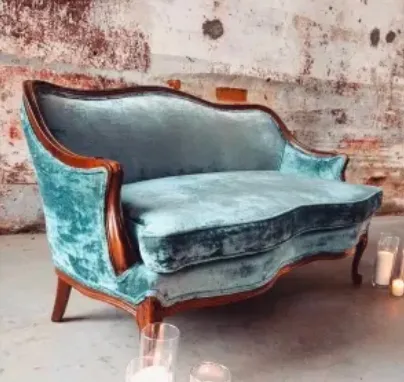 Frenchie Settee