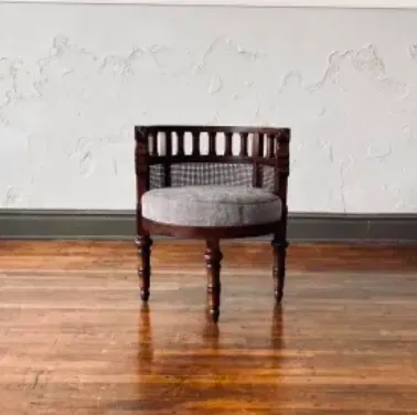 Felicity Chair