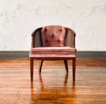 Gwen Chair