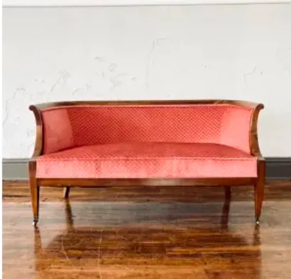 Ellen Settee