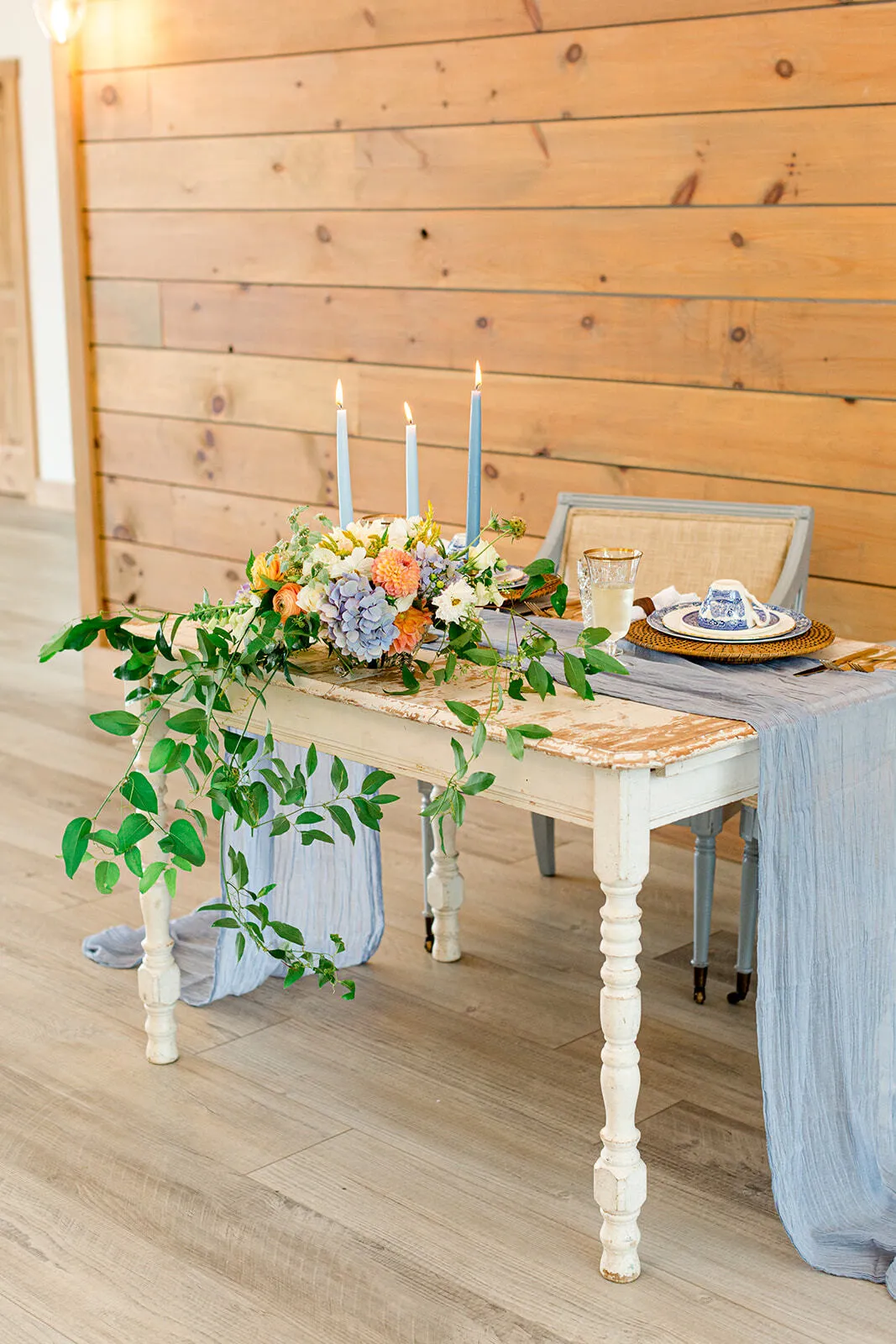Amelia Table