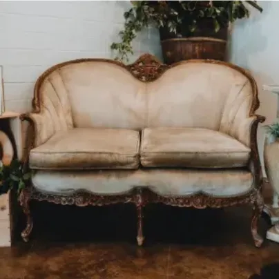 Odette Settee