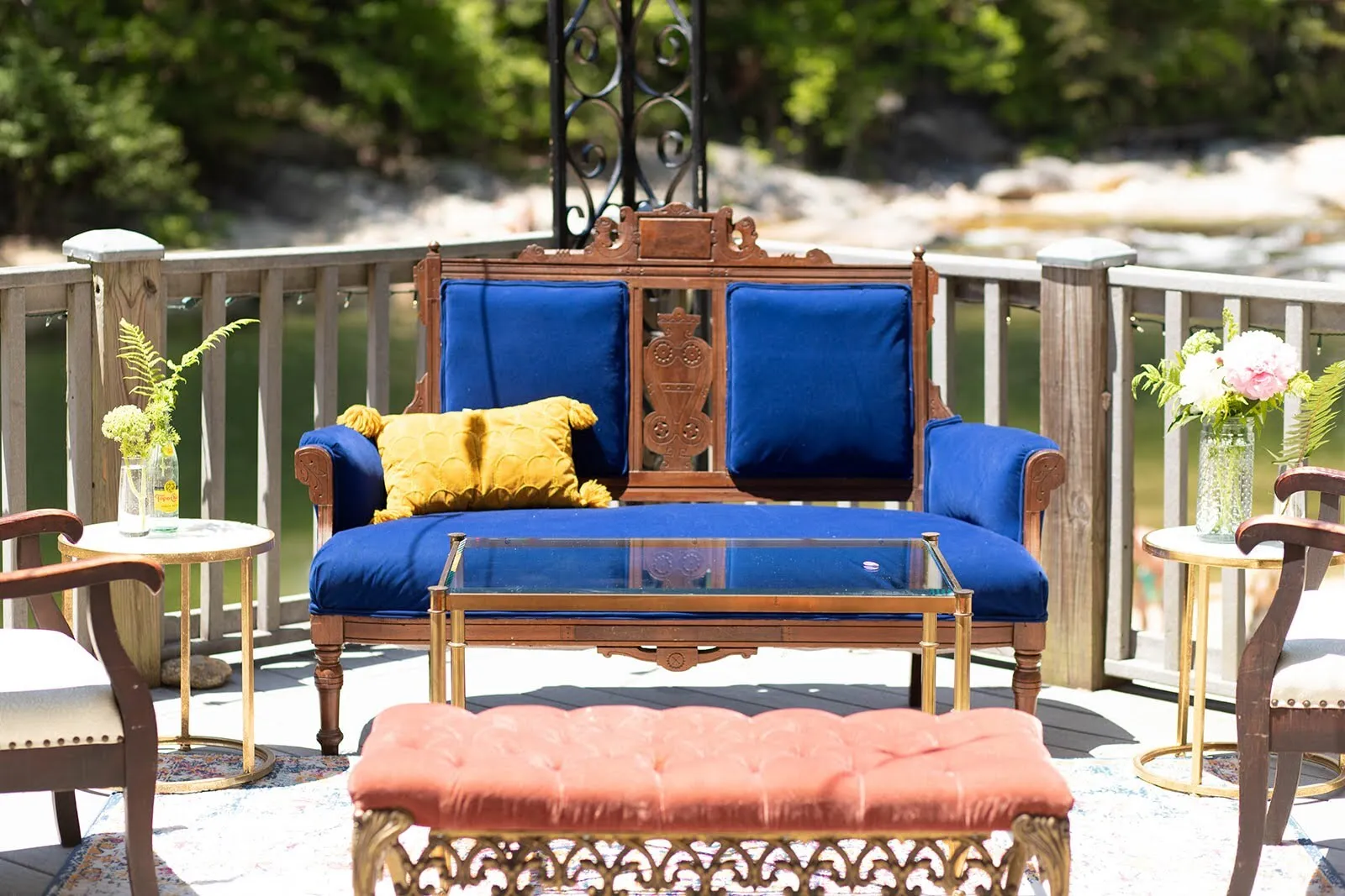 Dixie Settee