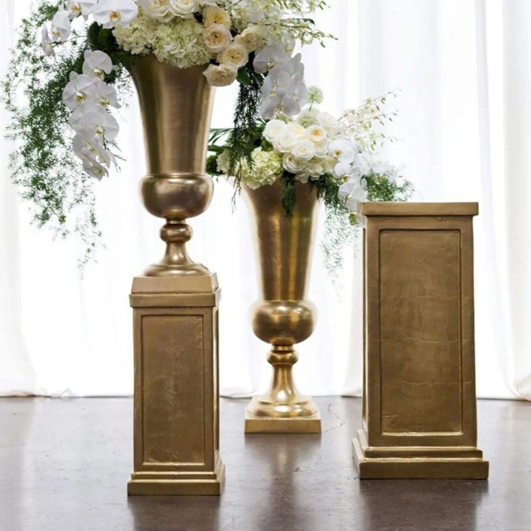 Laurel Urn: Large