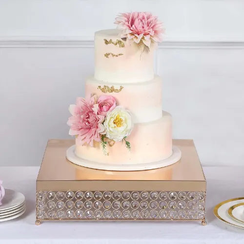 Oxford Cake Stand: Medium