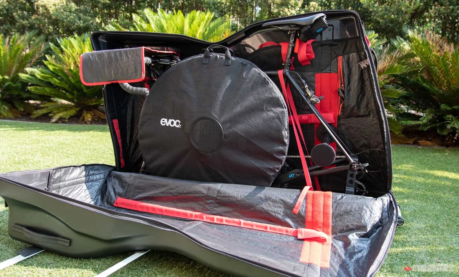 EVOC PRO BIKE BAG