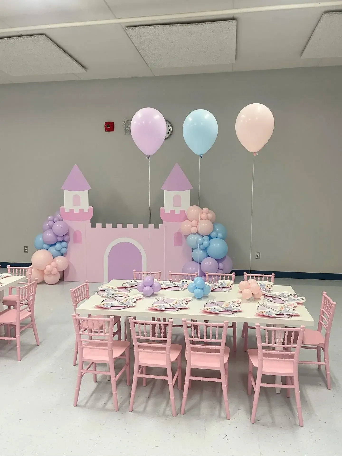 Kids Chairs & Tables