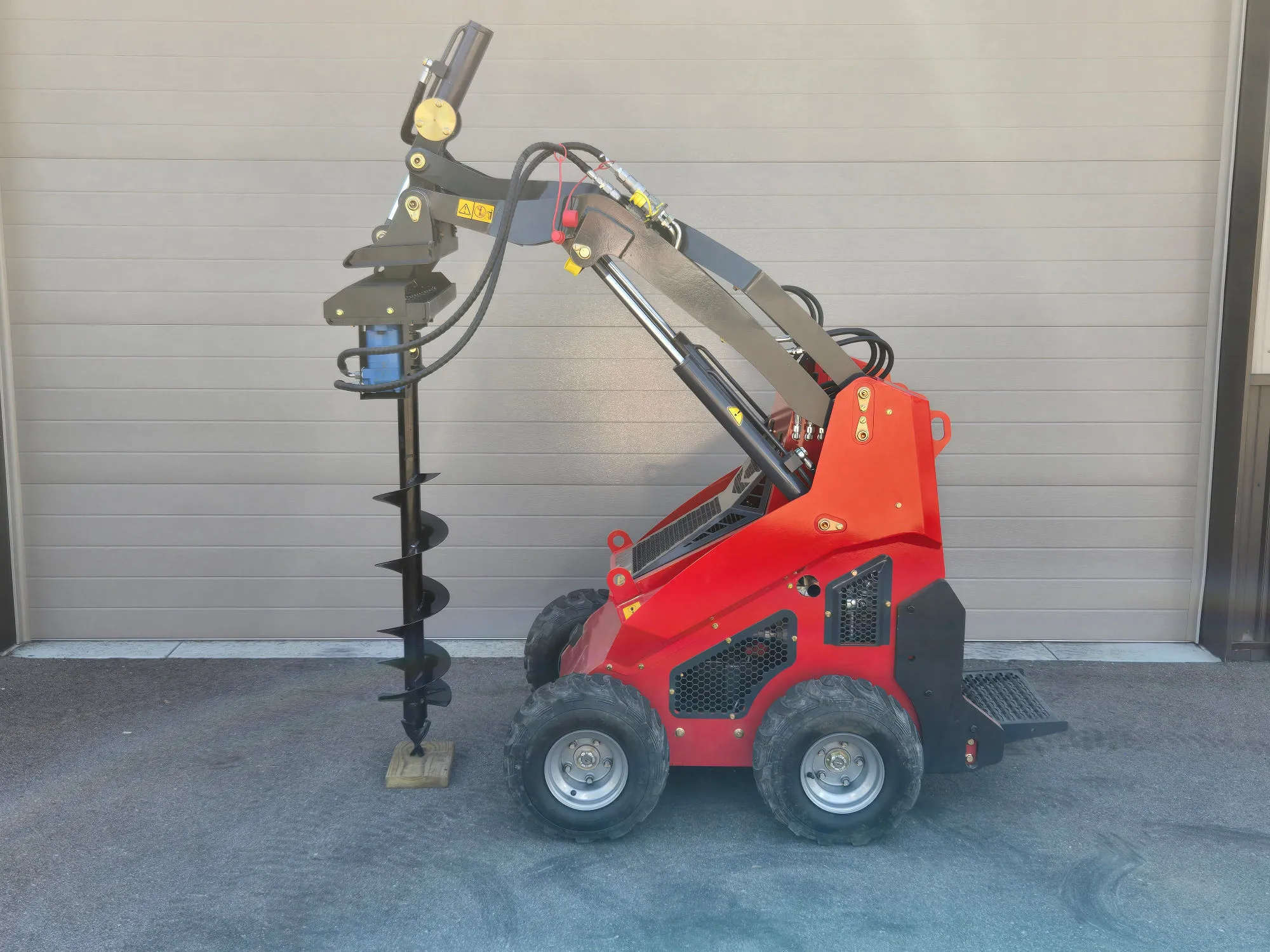 Post Hole Digger with 9" Auger