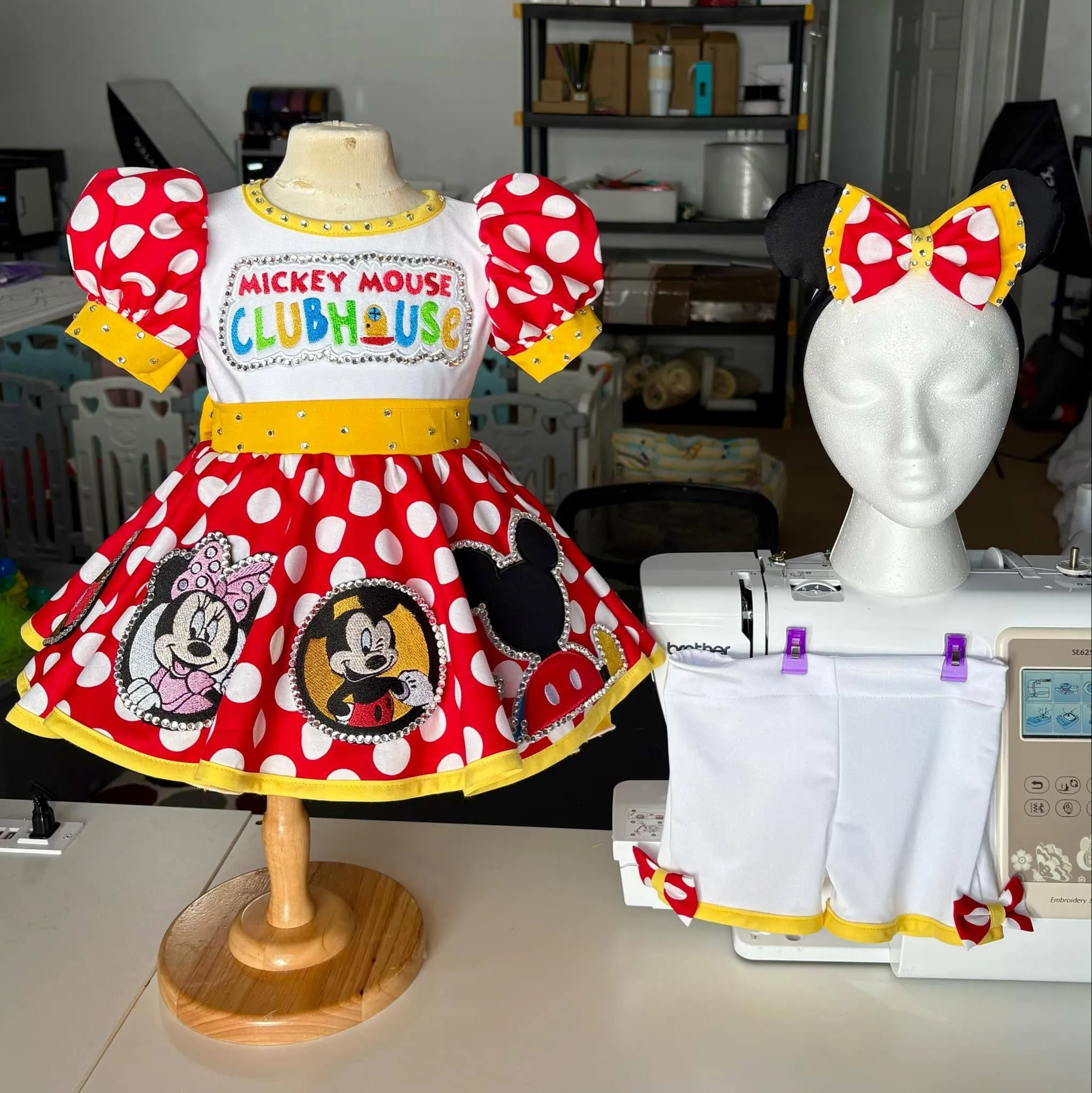 TT- 12/2 Disney Mickey Mouse OOC