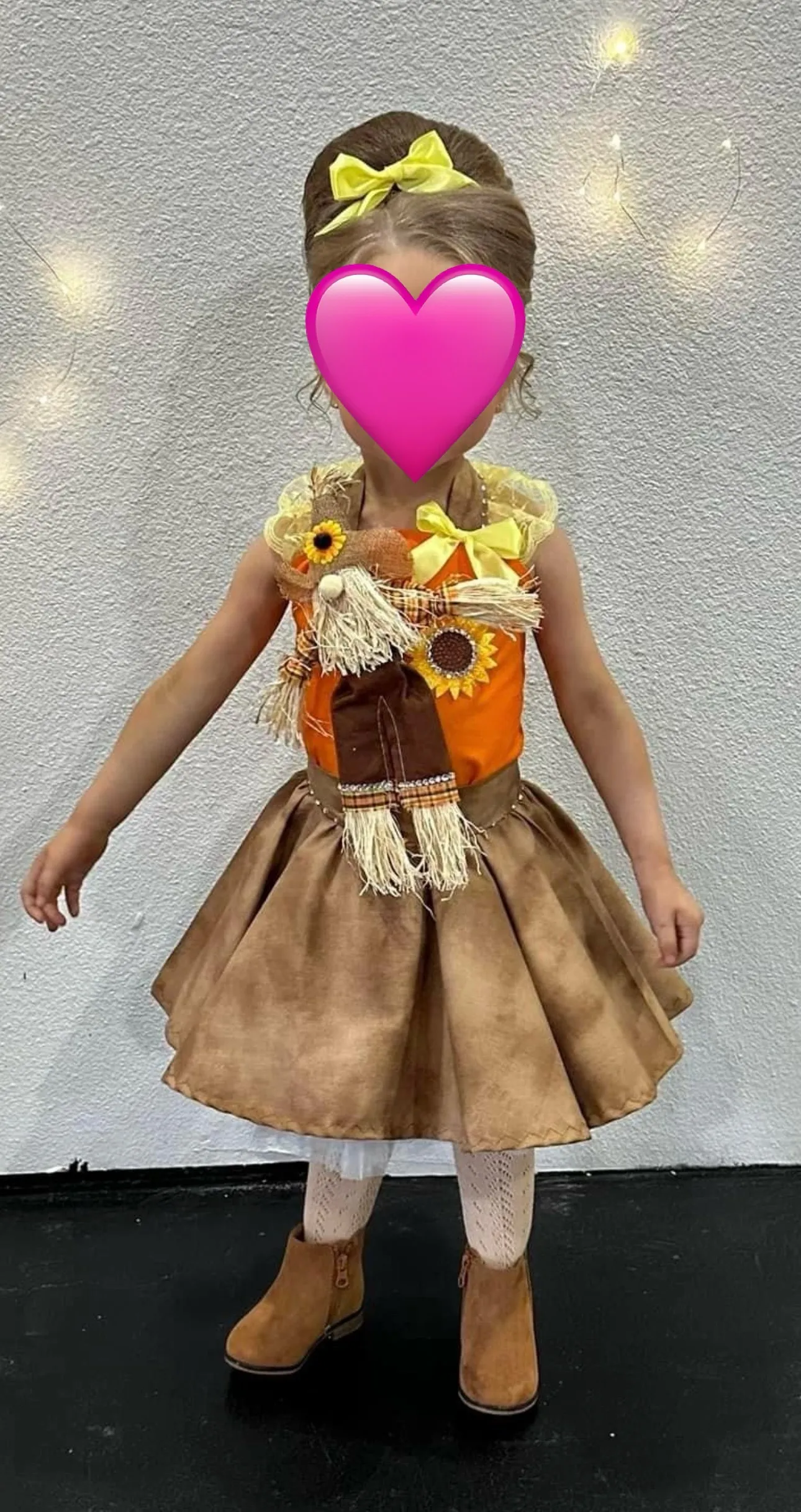 RM-12/2-18/3 Fall Scarecrow 