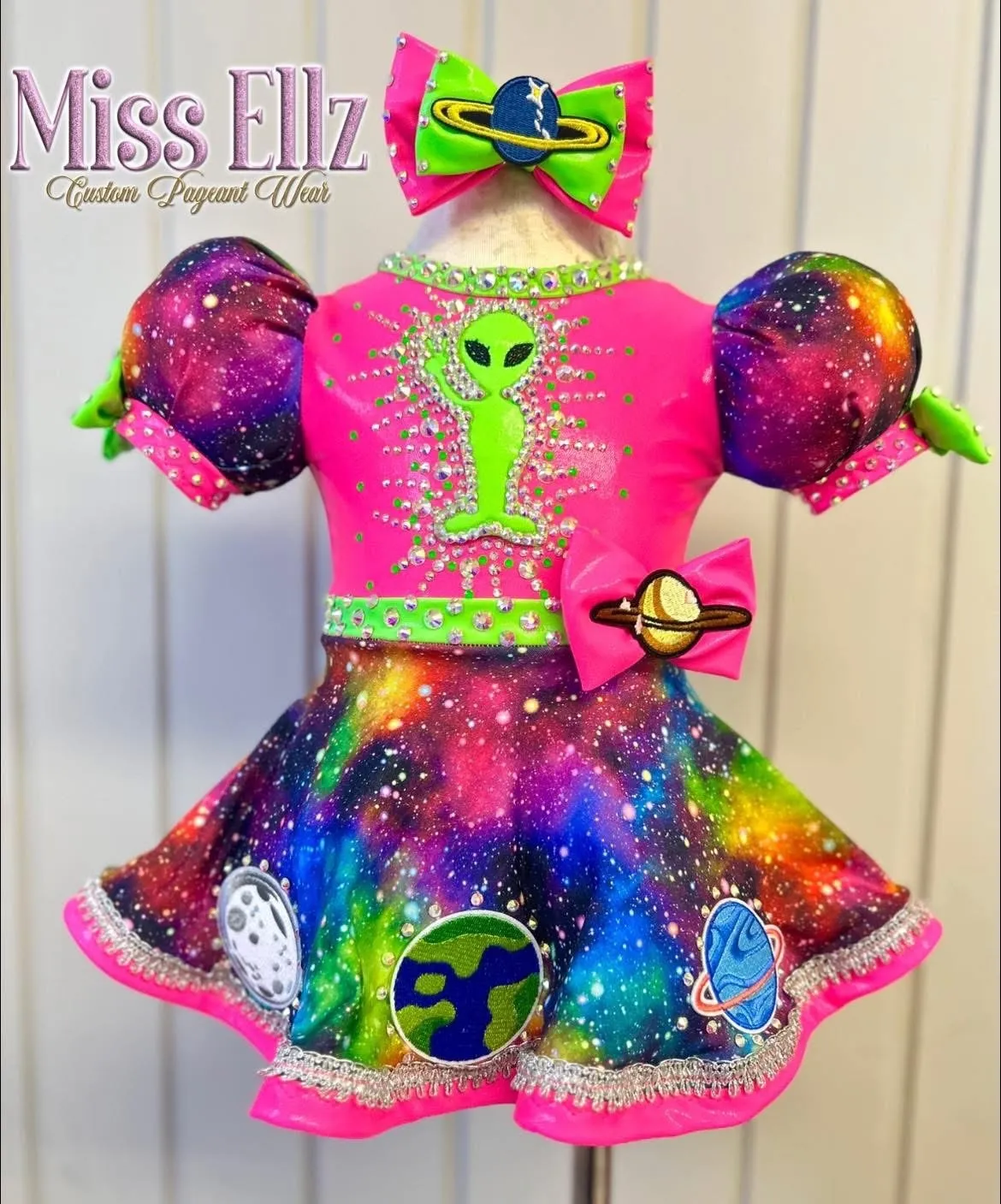 RM- 12/2 Galaxy/Alien/Space OOC
