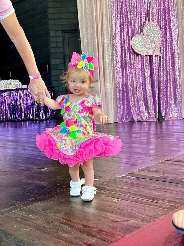 TT- 6/18-12/2 Neon Pink Shuggy