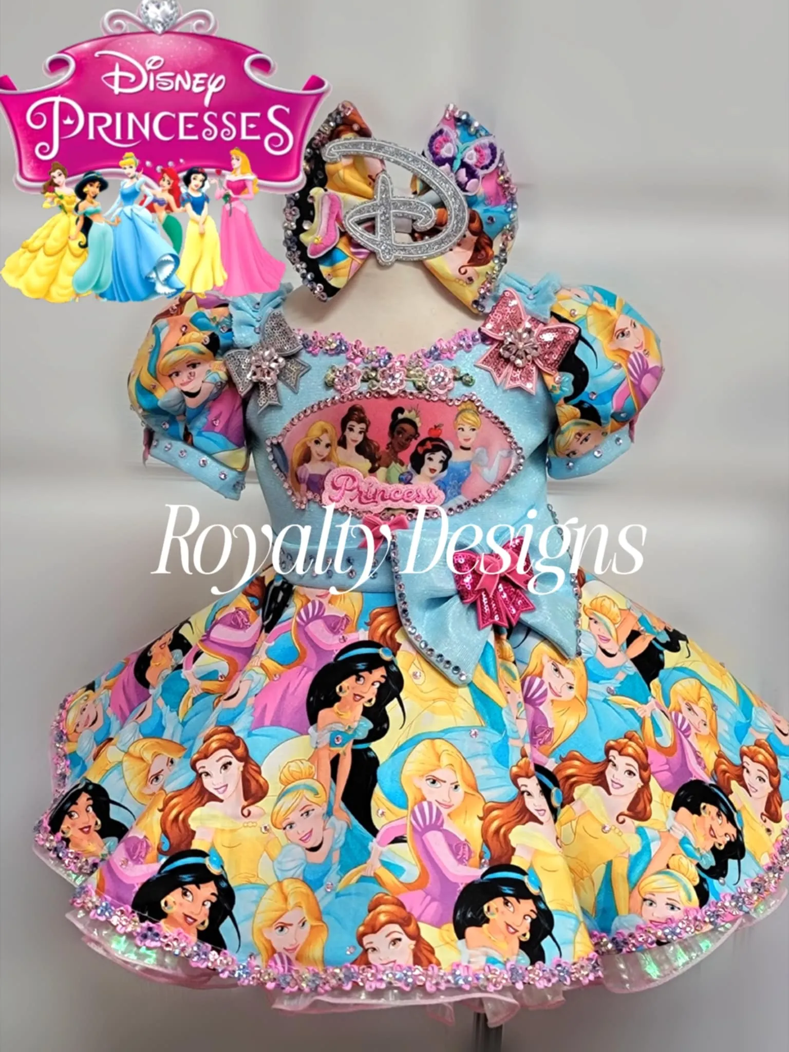 2/4 Royalty Designs Disney Princess 