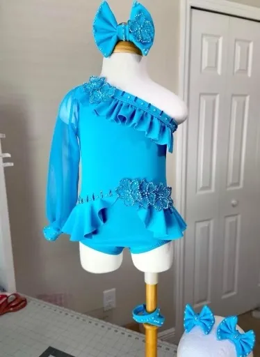 Tenne wave of blue swimwear