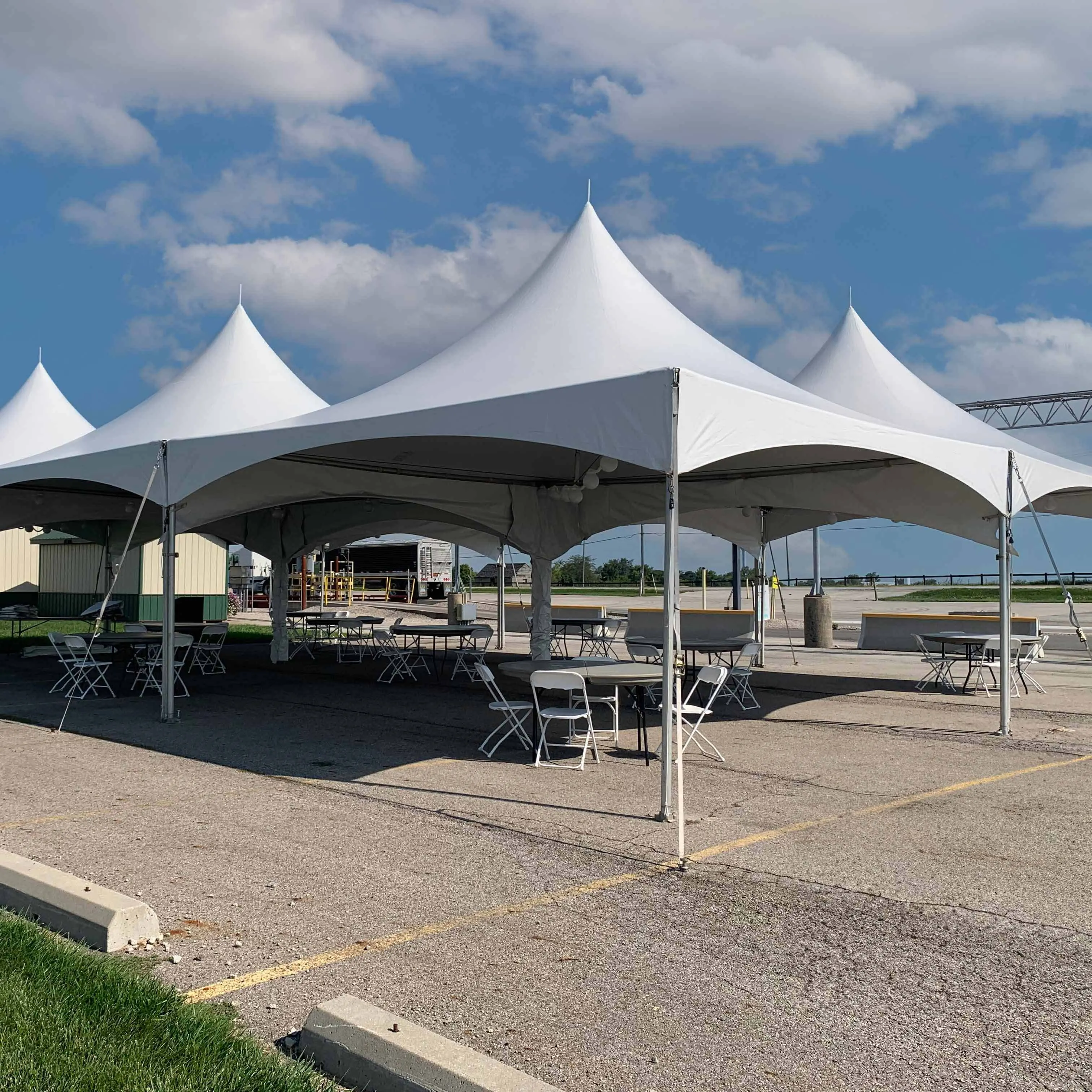 40x40 High Peak Frame Tent