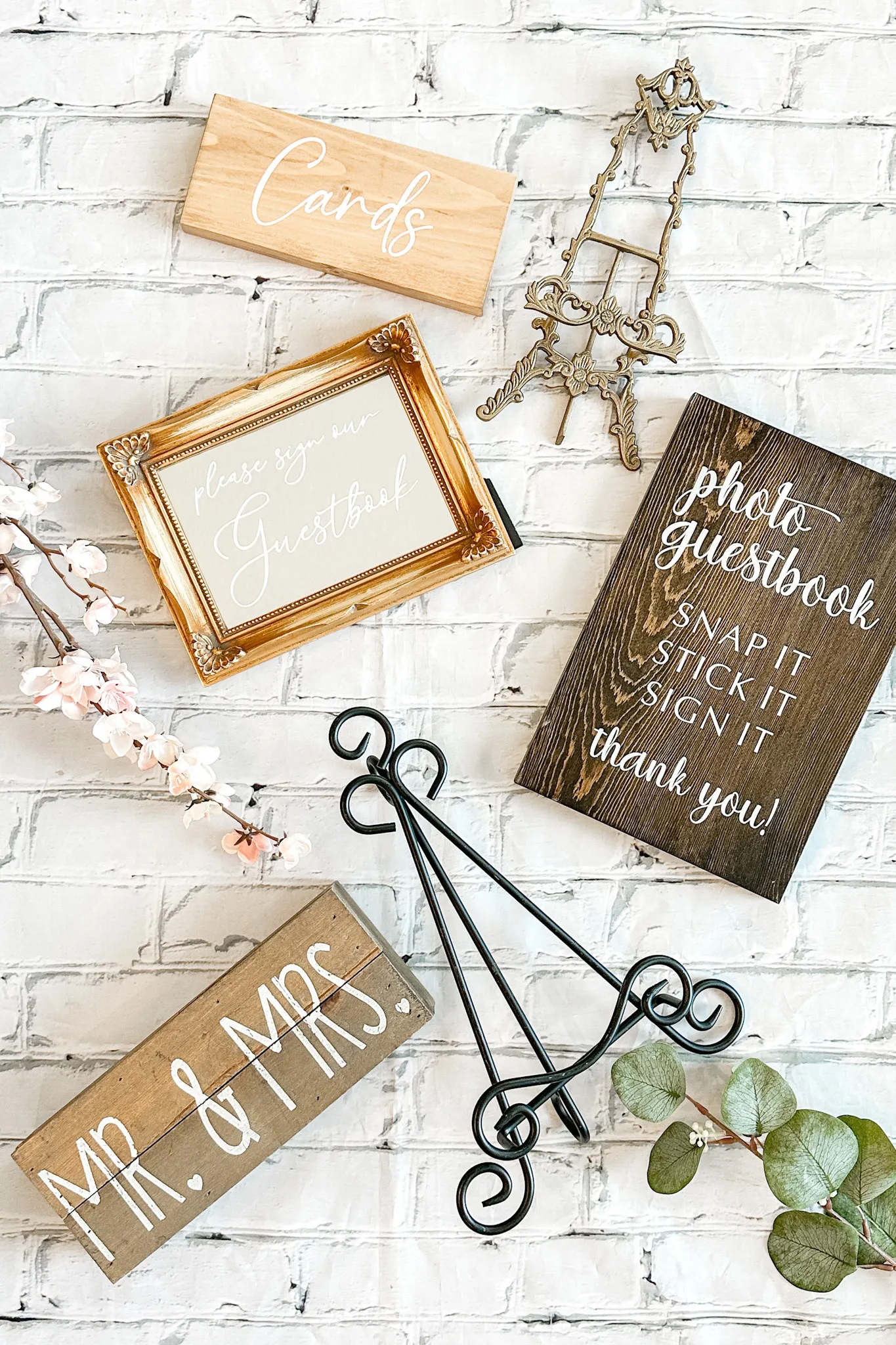 - Signs & Easels -