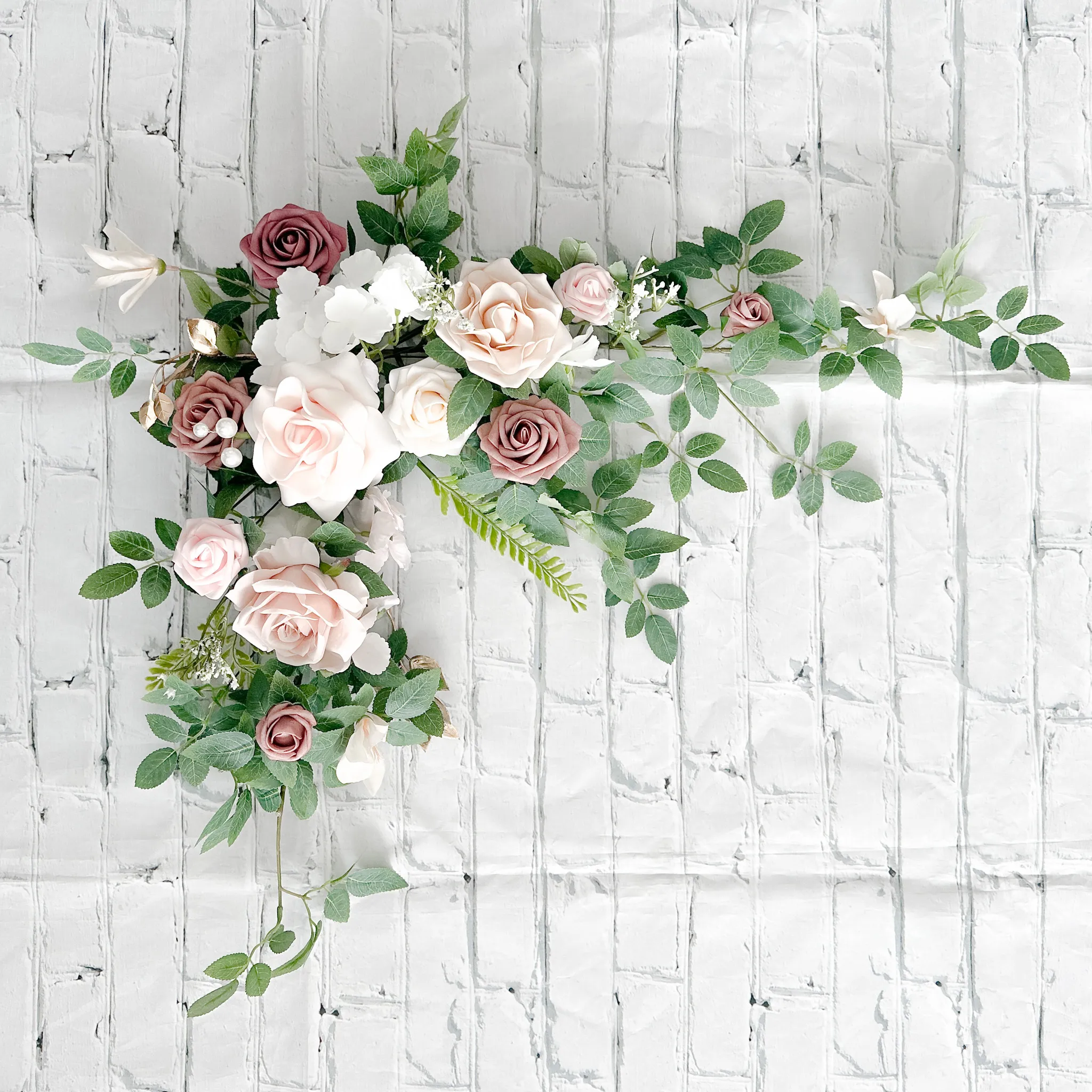 Floral Corner Swag (Rose)
