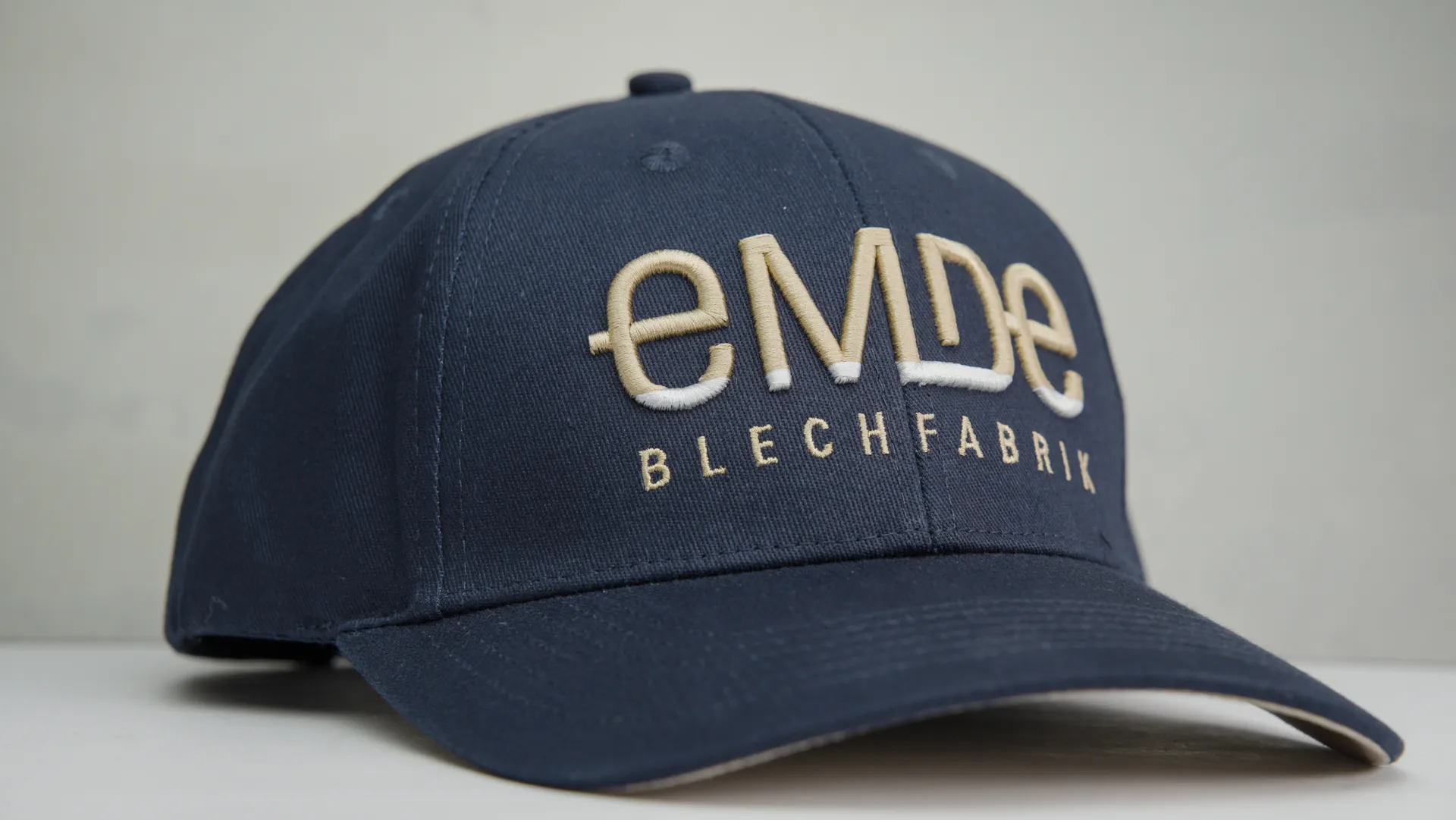 eMDe Cap gebogen